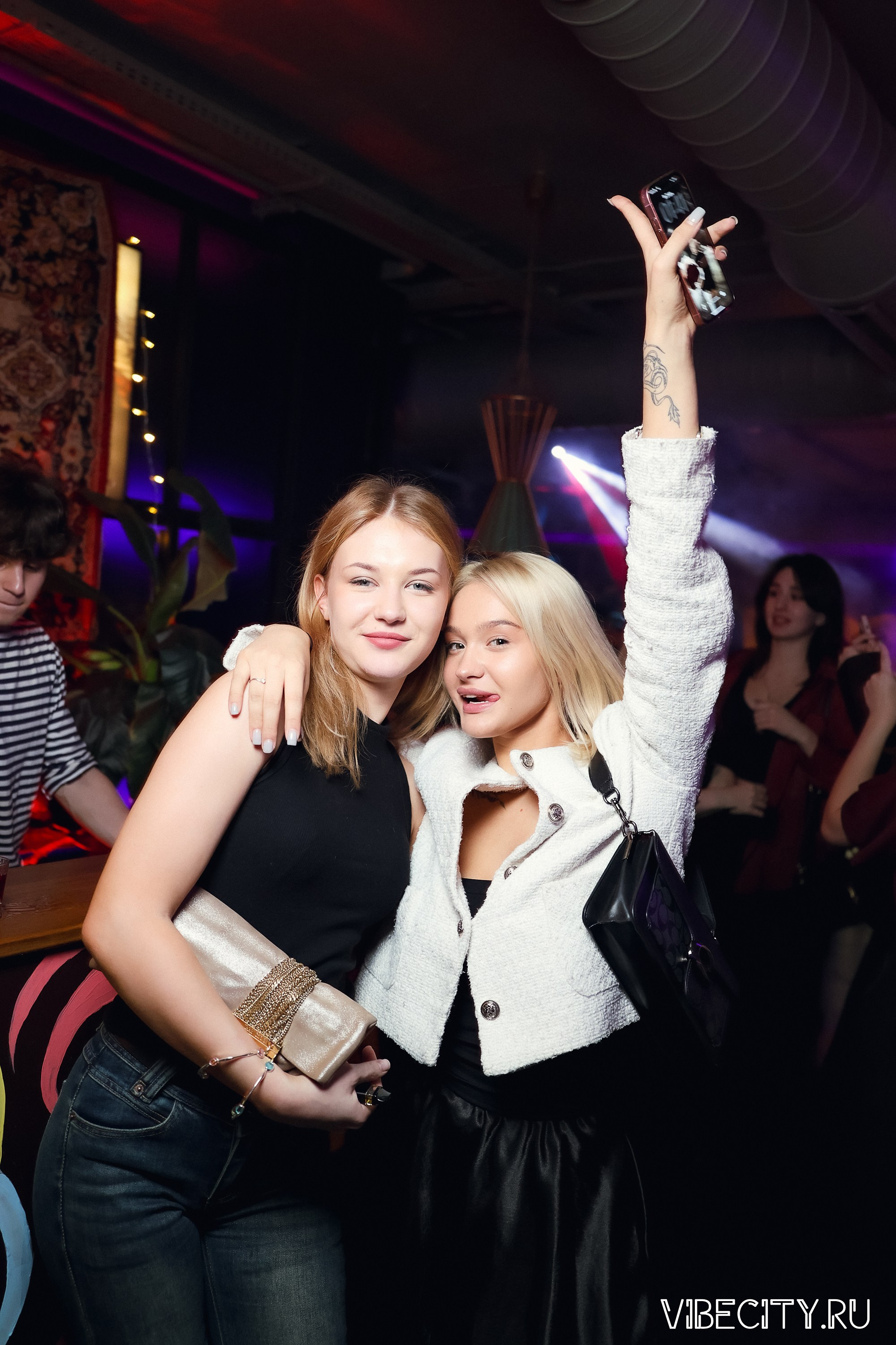 DOUBLE U. VIBECITY.RU Вайб Сити Ру Фоторепортажи Фотоотчеты Калининград