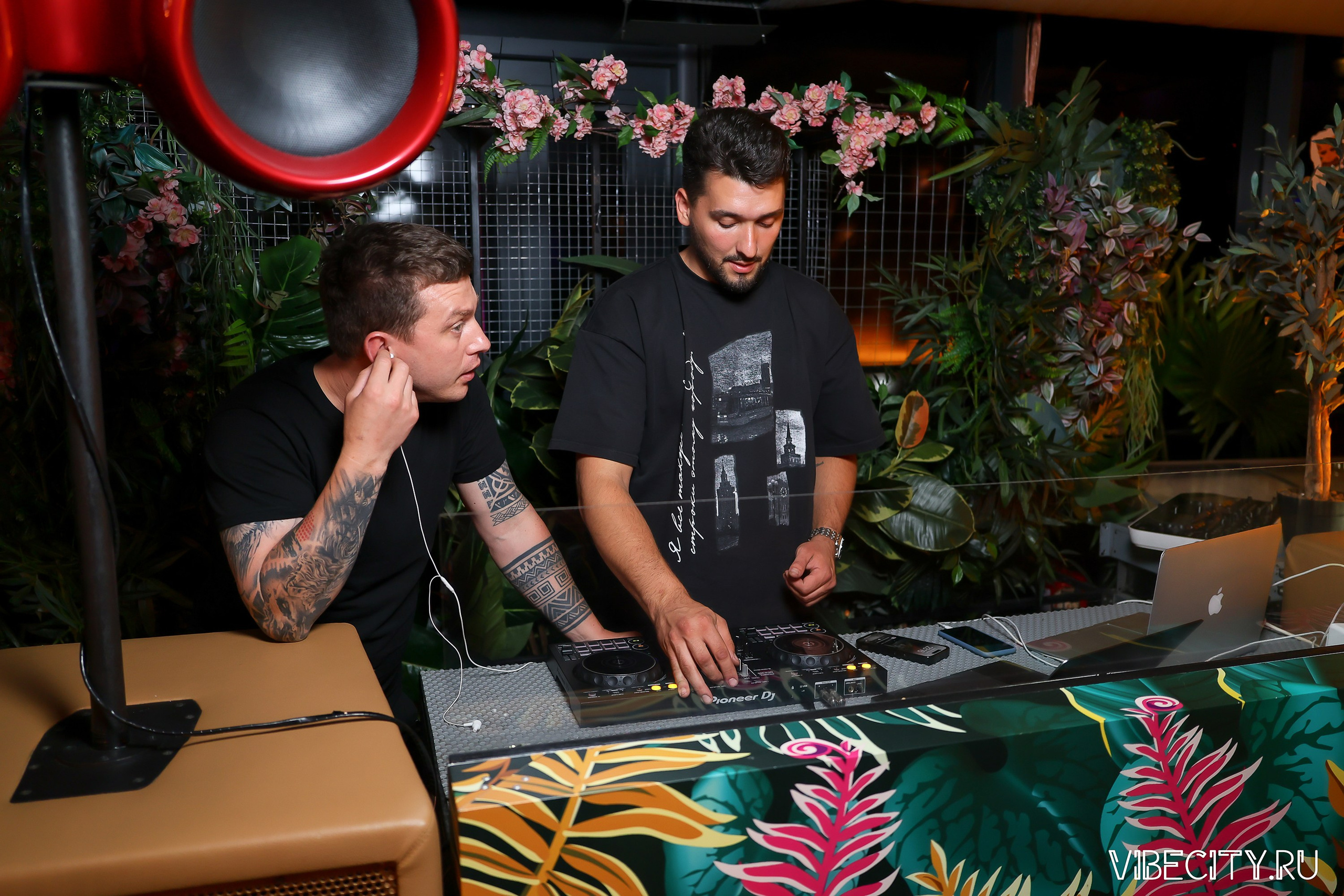 DOUBLE U. VIBECITY.RU Вайб Сити Ру Фоторепортажи Фотоотчеты Калининград