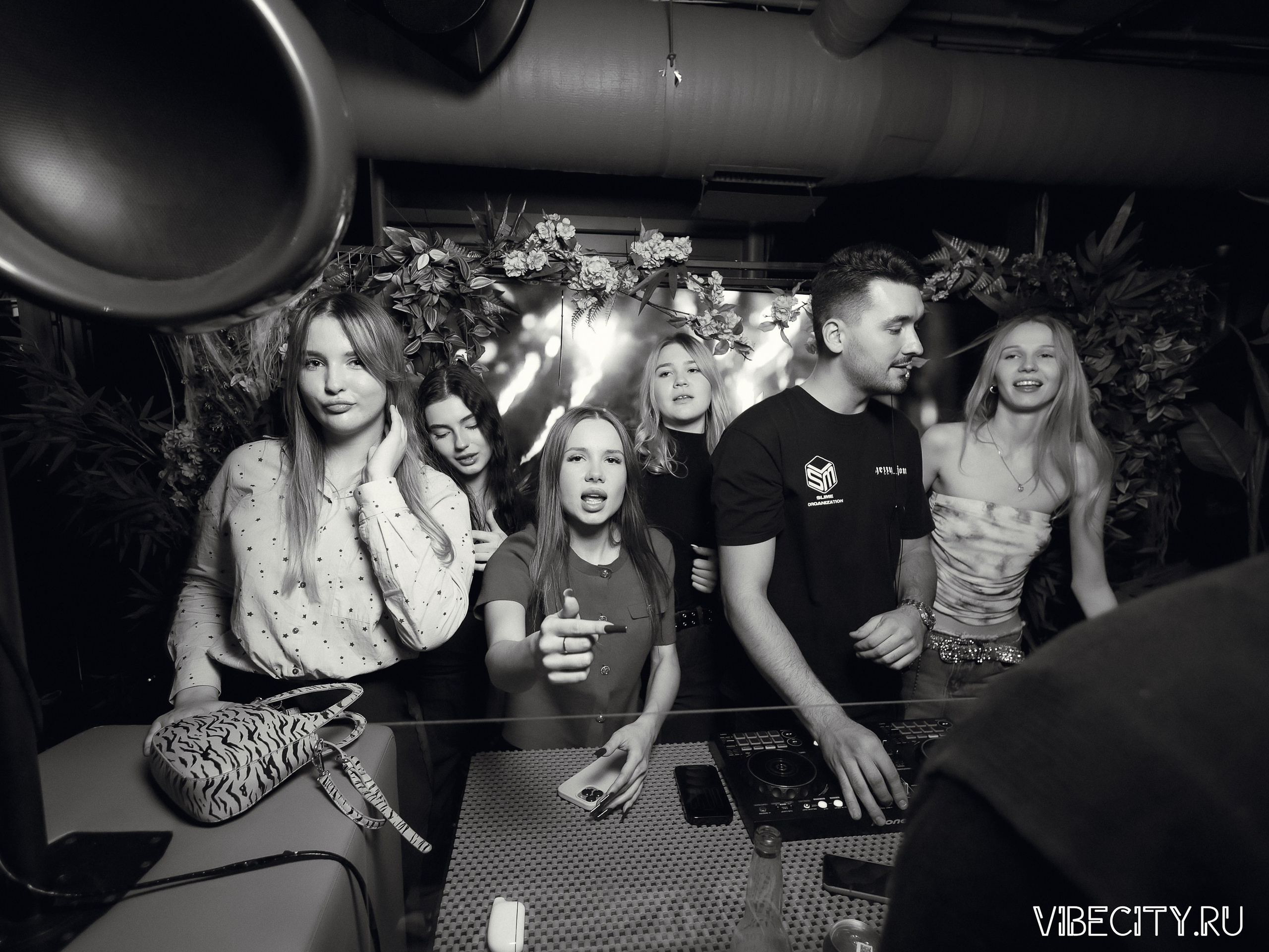 DOUBLE U. VIBECITY.RU Вайб Сити Ру Фоторепортажи Фотоотчеты Калининград