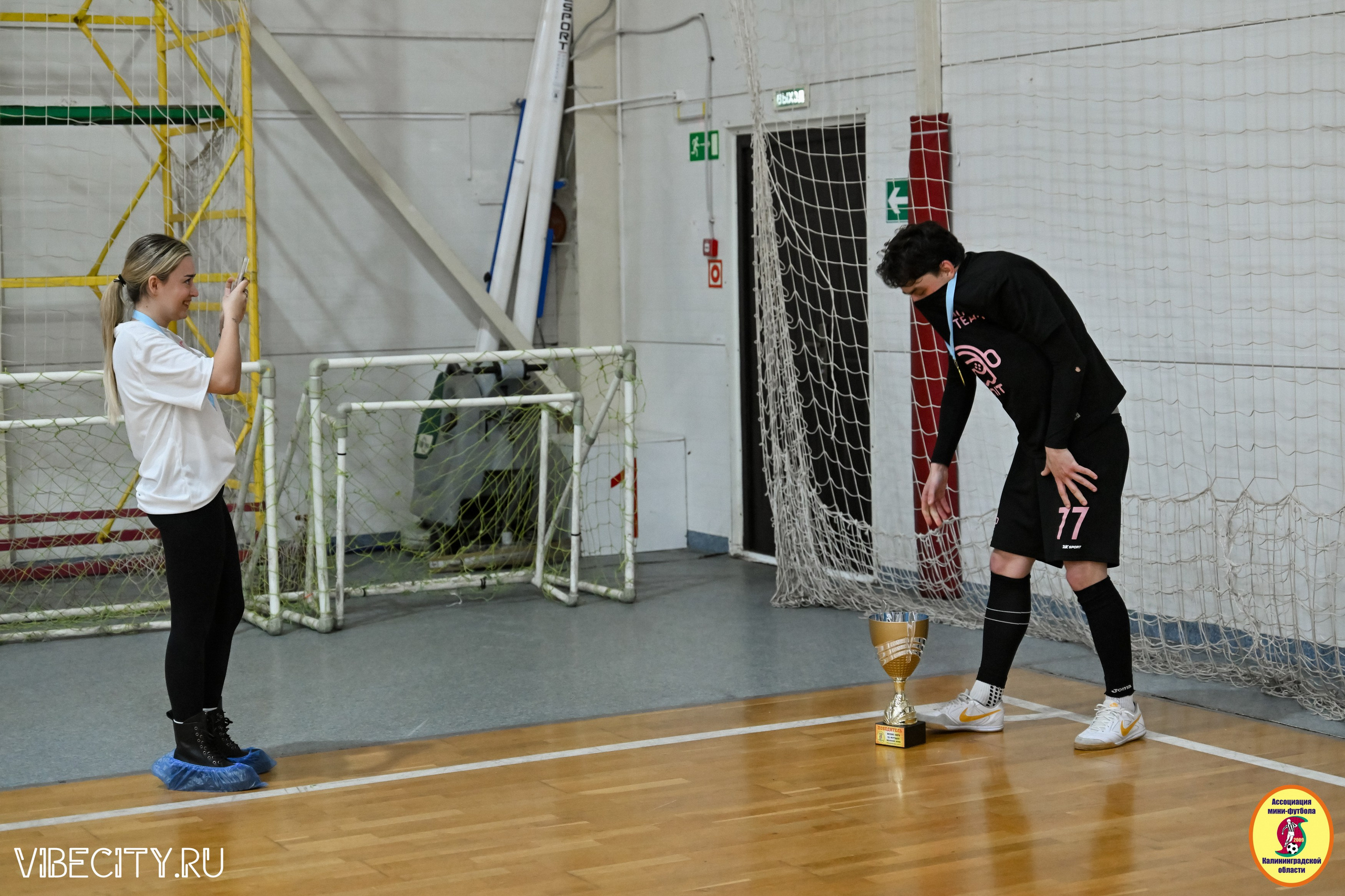 8 тур Корпоративной Бизнес-Лиги по футзалу. VIBECITY.RU Вайб Сити Ру Фоторепортажи Фотоотчеты Калининград