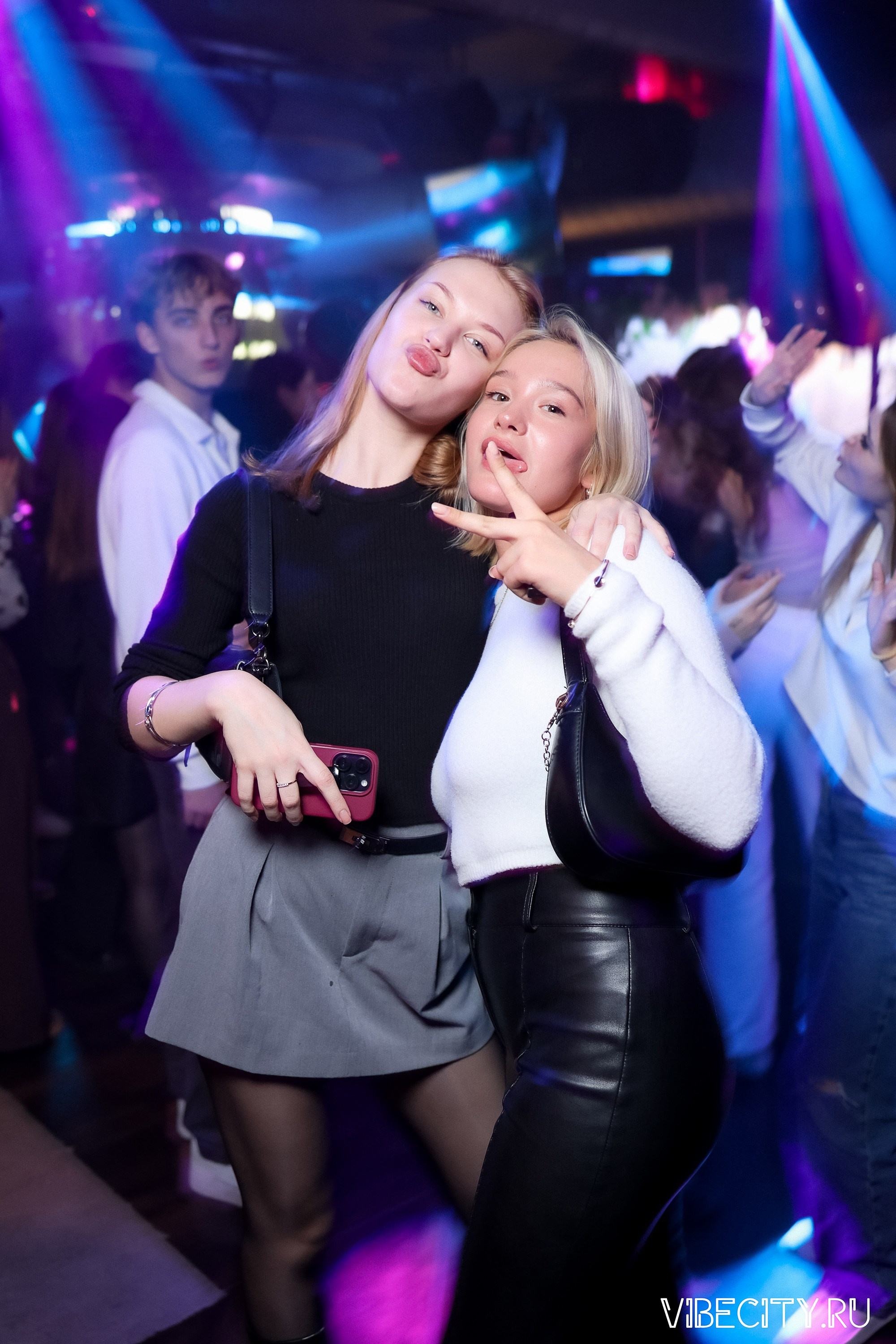 DOUBLE U. VIBECITY.RU Вайб Сити Ру Фоторепортажи Фотоотчеты Калининград