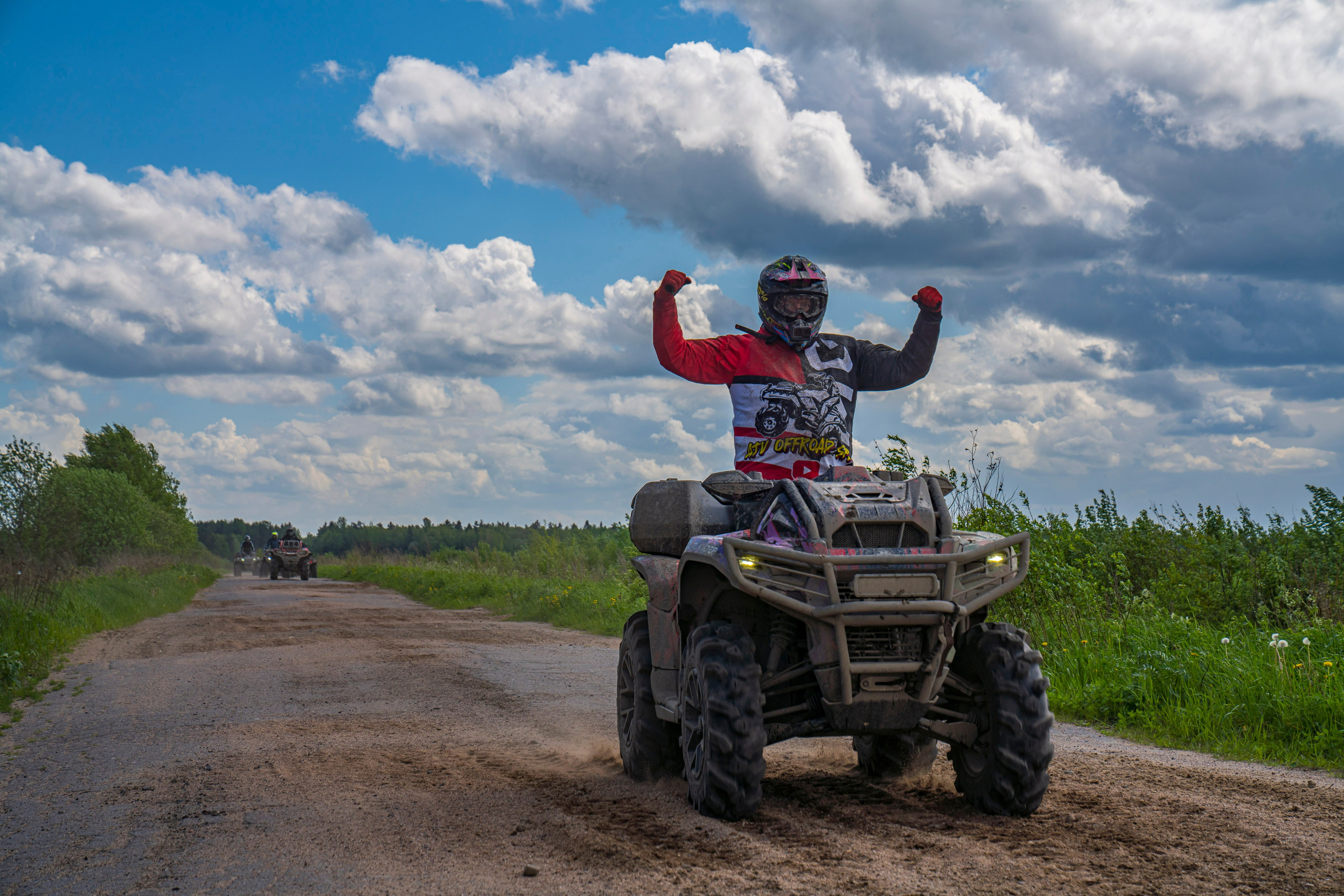 RazVolution. Графический дизайнер Илья Левченко