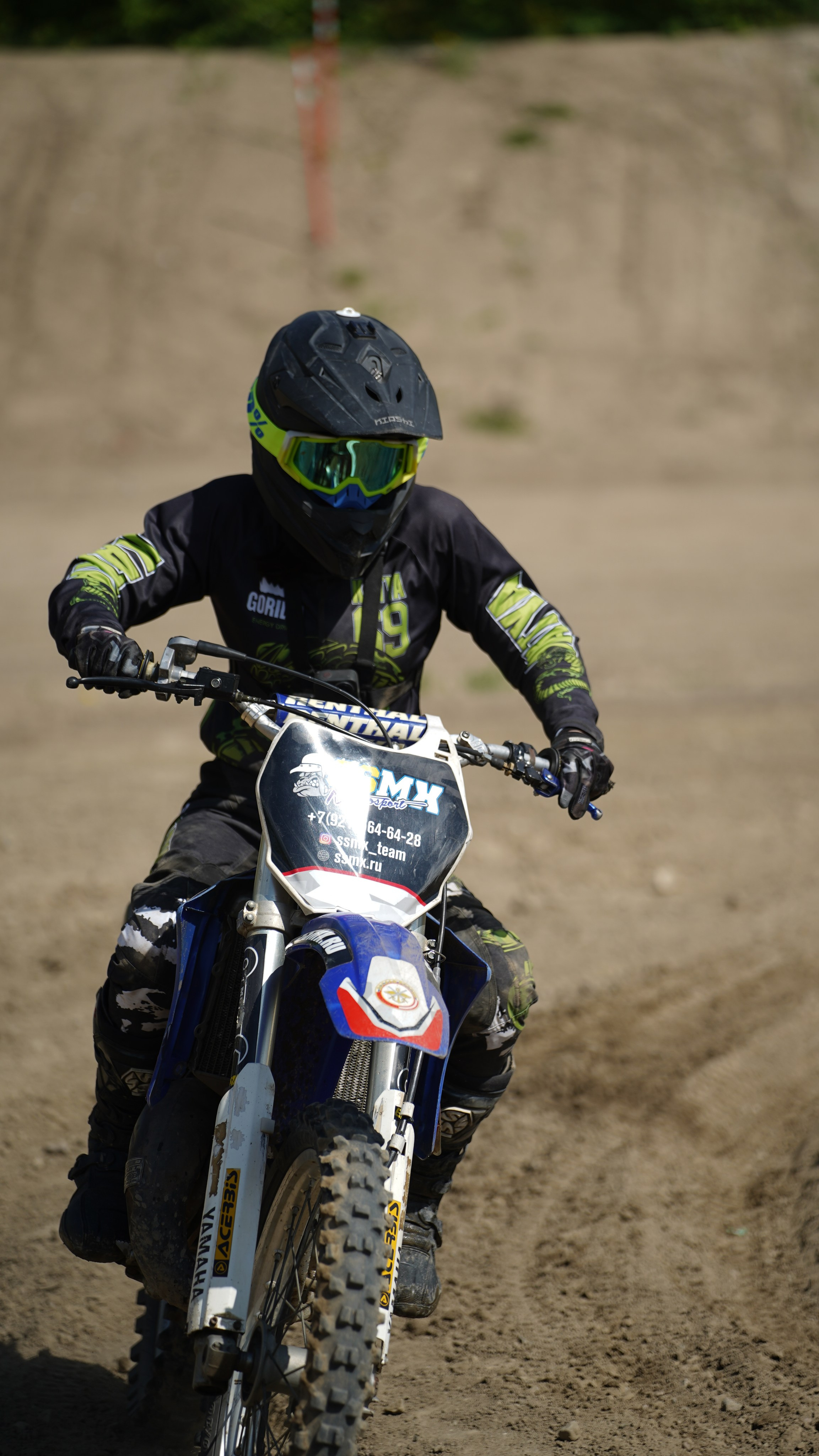 Катя Ли. Графический дизайнер Илья Левченко