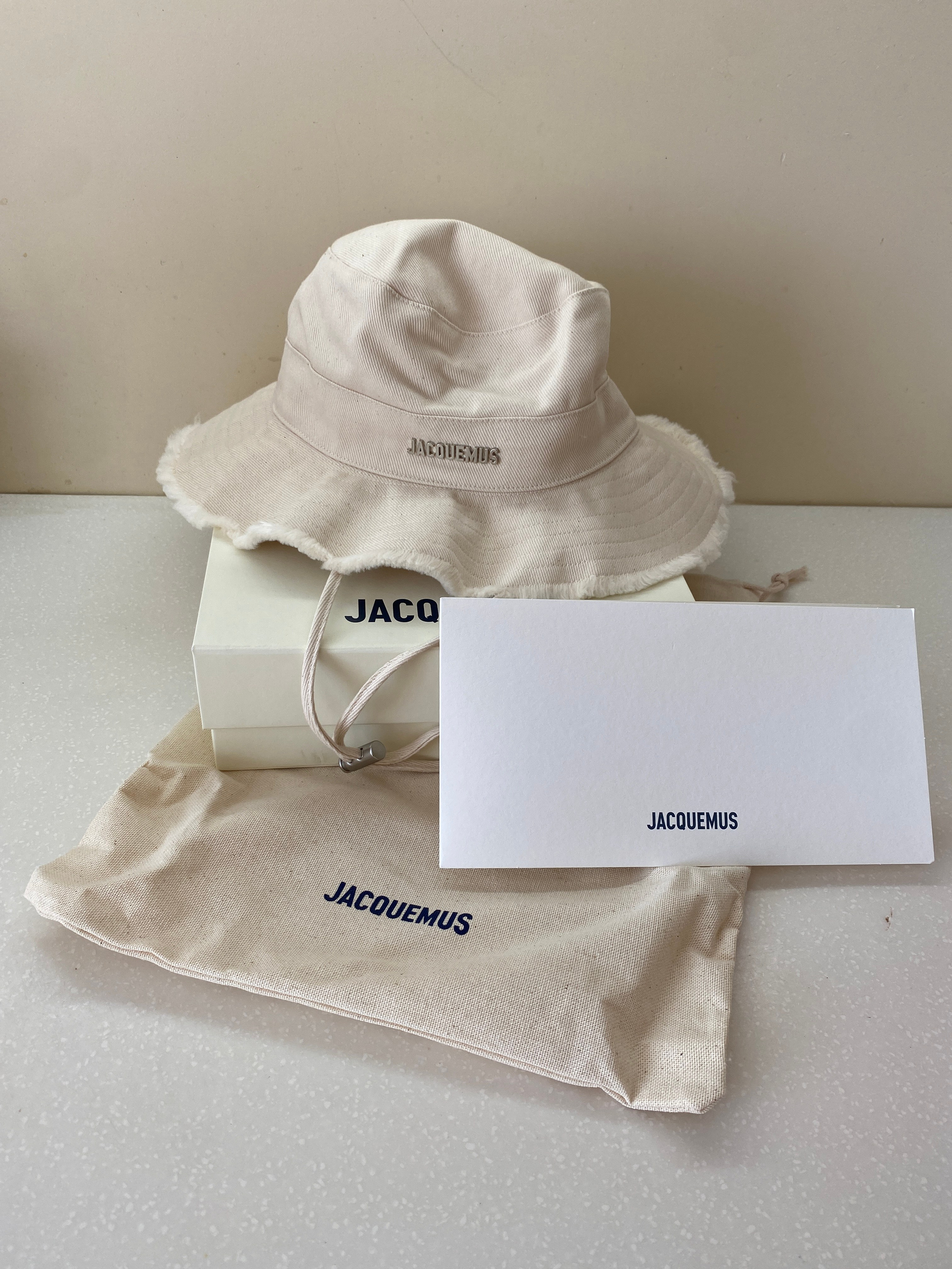 Аксессуары и украшения. Ваш байер во Франции