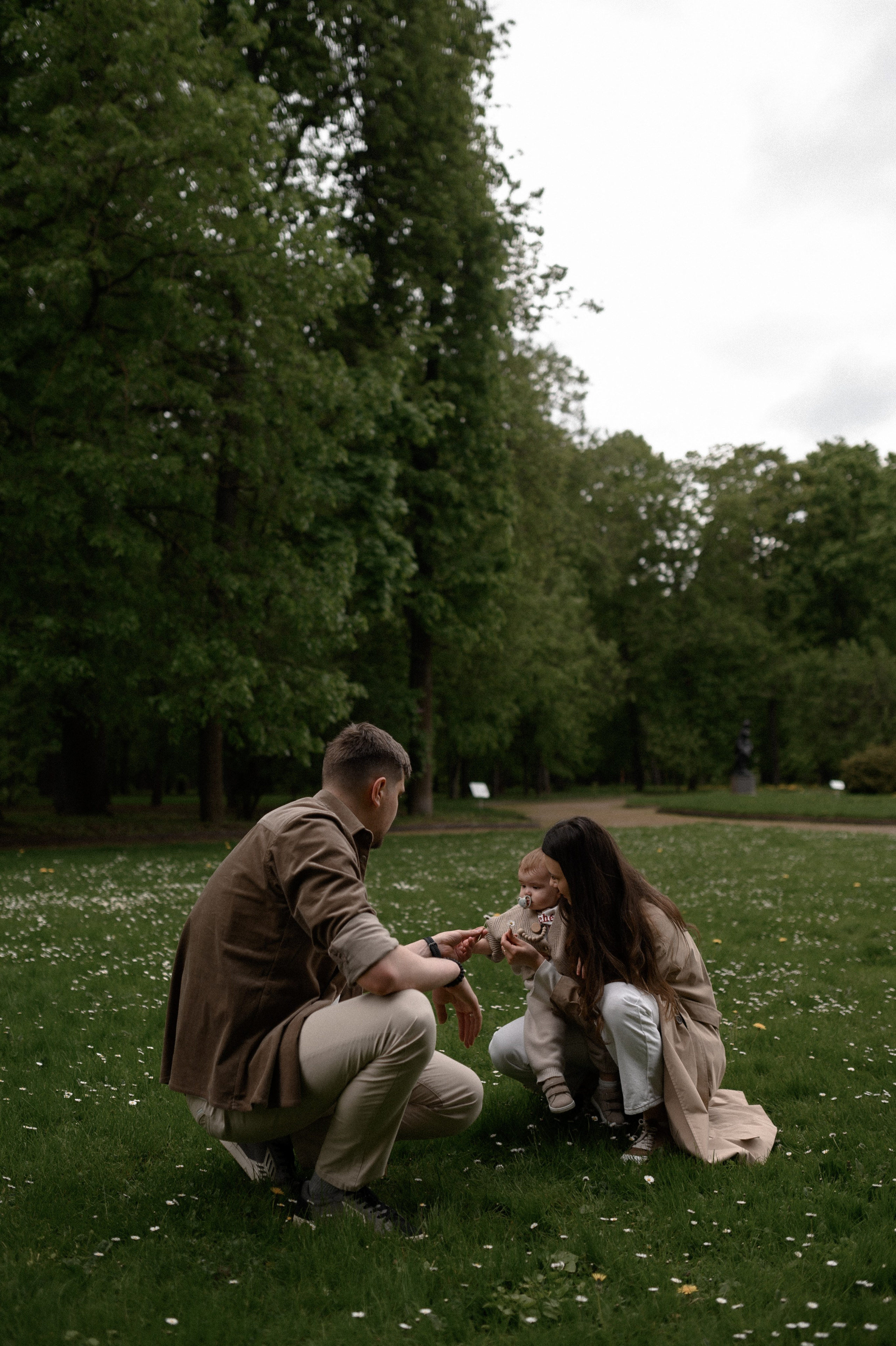 Даня, Лида и Эмма. Прогулка по усадьбе. Семейный и свадебный lifestyle-фотограф в Москве Мария Петрова