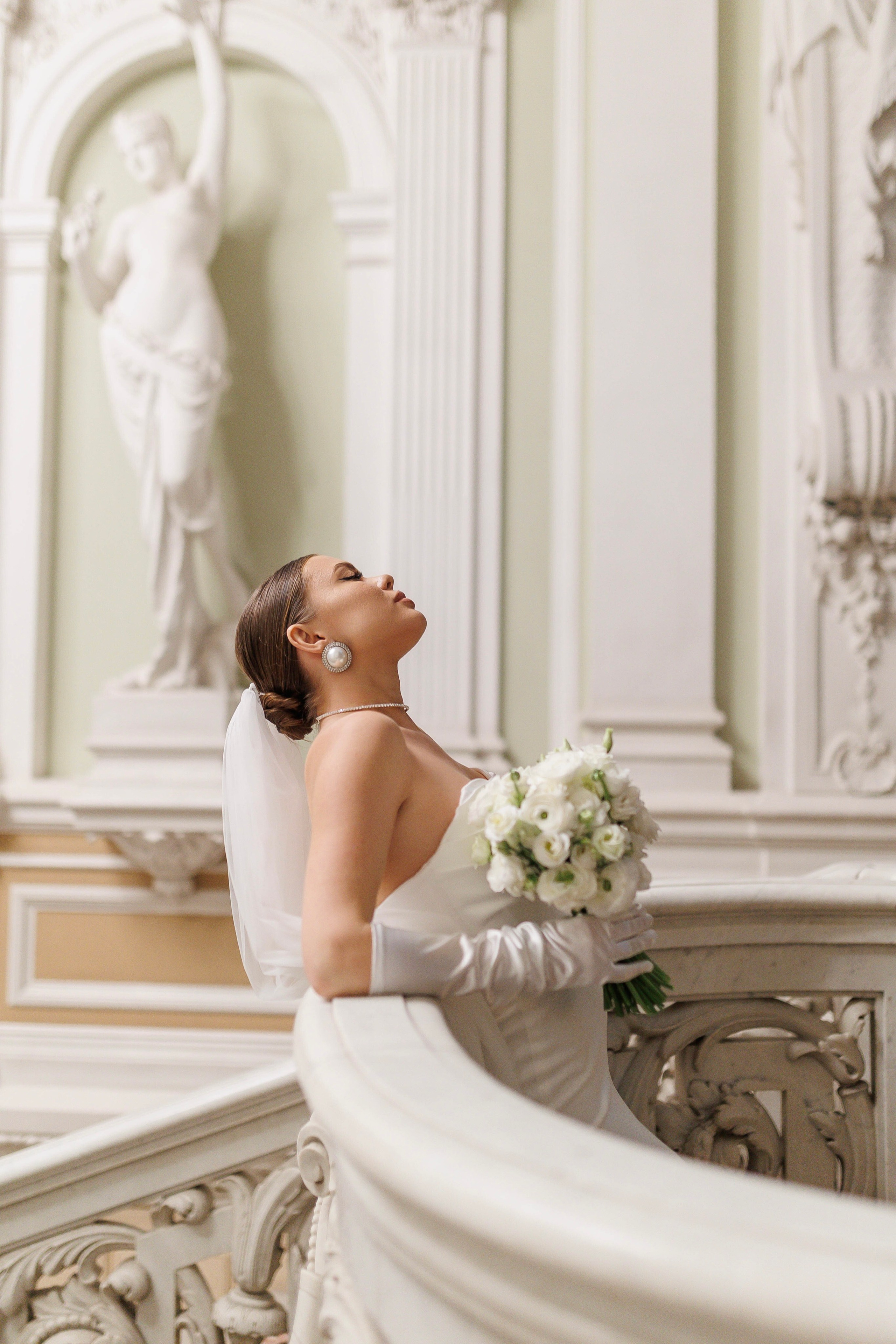 ···. Свадебный фотограф в Санкт-Петербурге Александра Чукавина