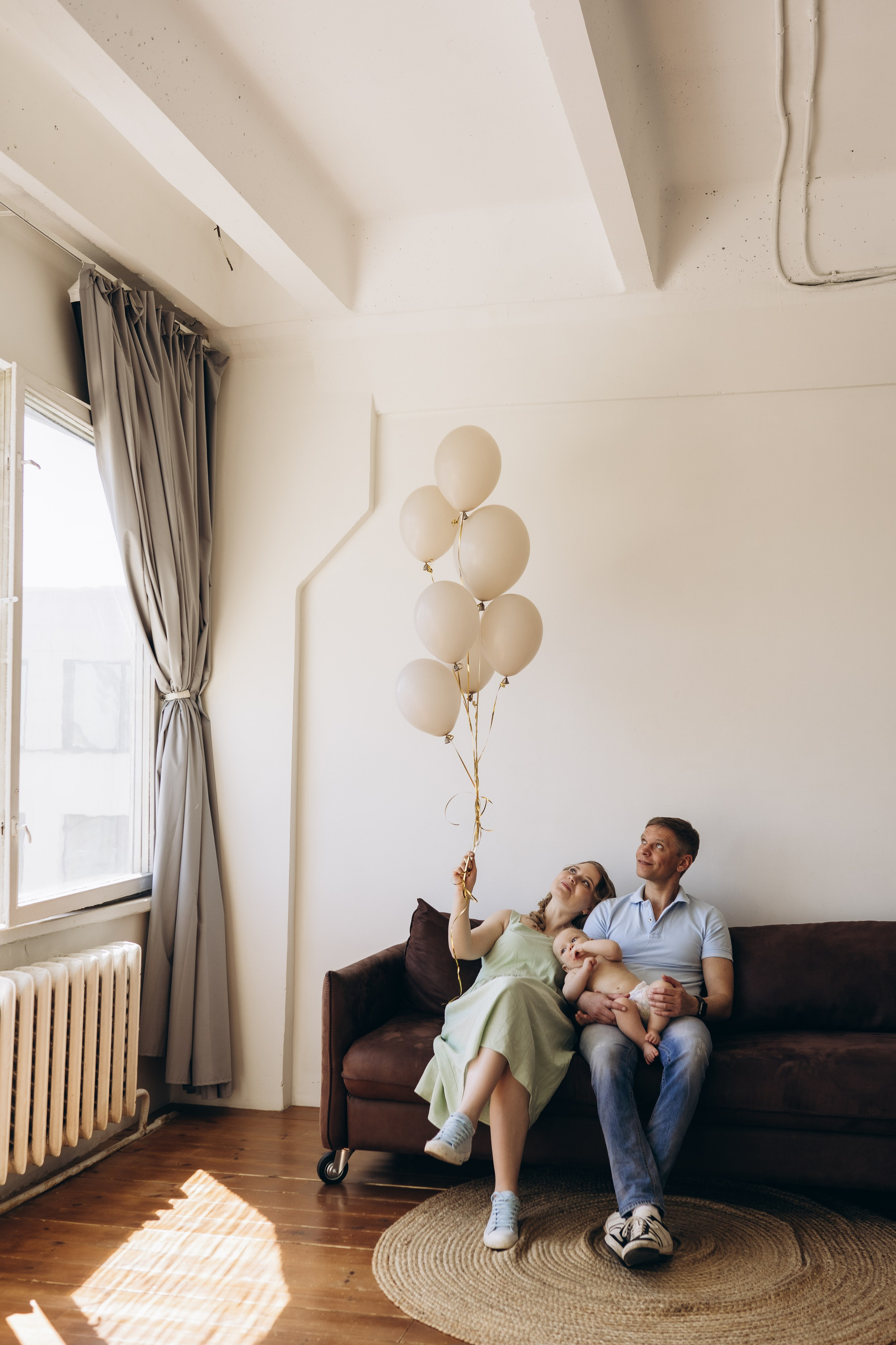 Семейная фотосессия в студии в Москве, семейный фотограф Анна Полушина. Свадебный фотограф в Москве Анна Полушина