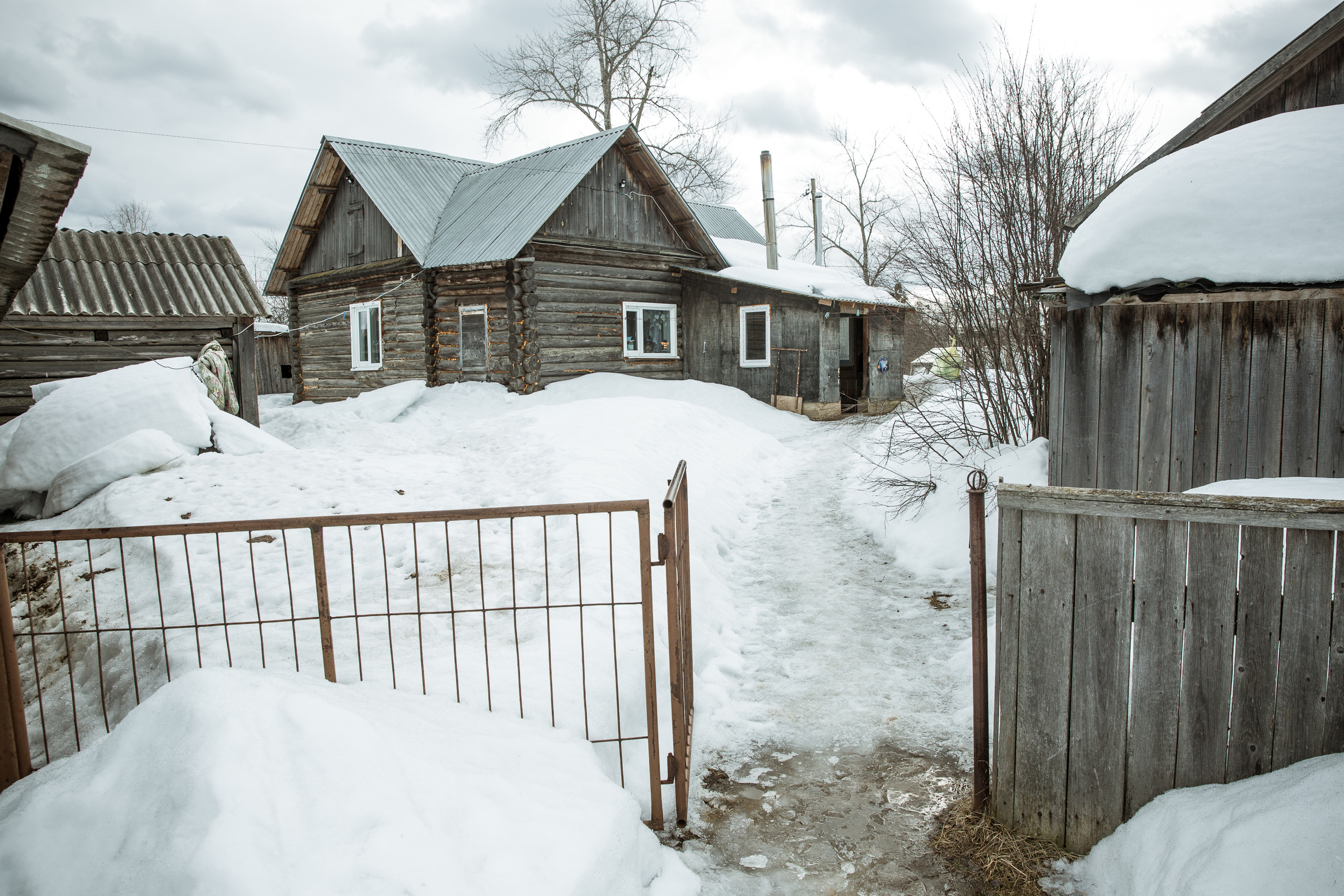 Юлия Невская режиссер и сценарист документального кино, документальный фотограф, визуальный сторителлер