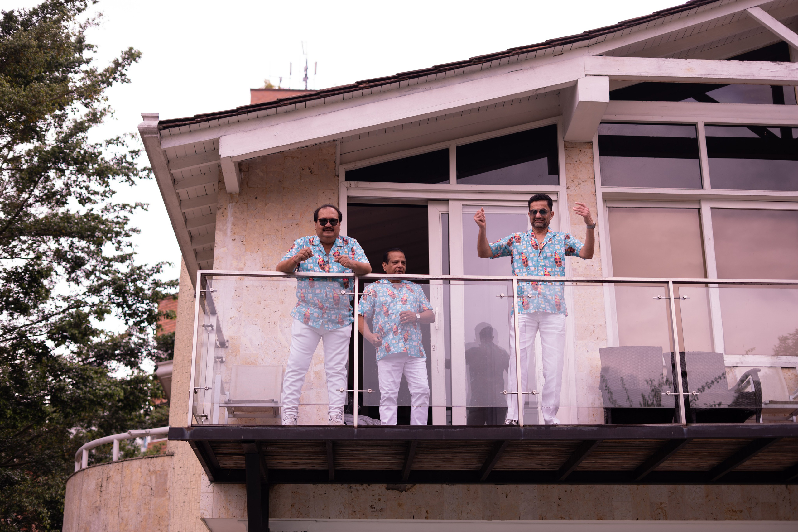 Bachelor party / One day in Medellin. Wedding Photographer in Barcelona and Medellin