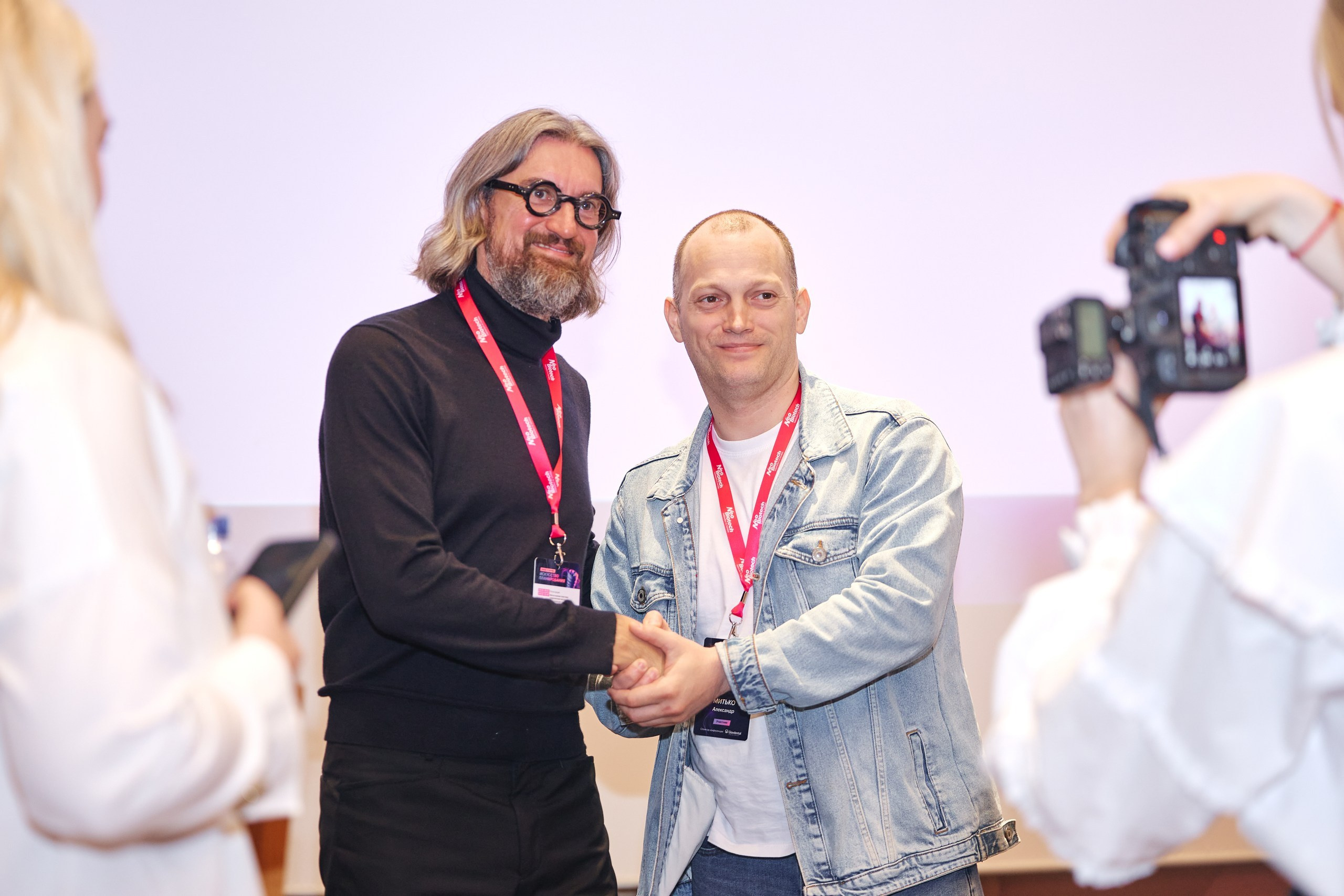 Конгресс имплантологов Neo Biotech 2025. Антон Артюшин, портретный фотограф. Москва