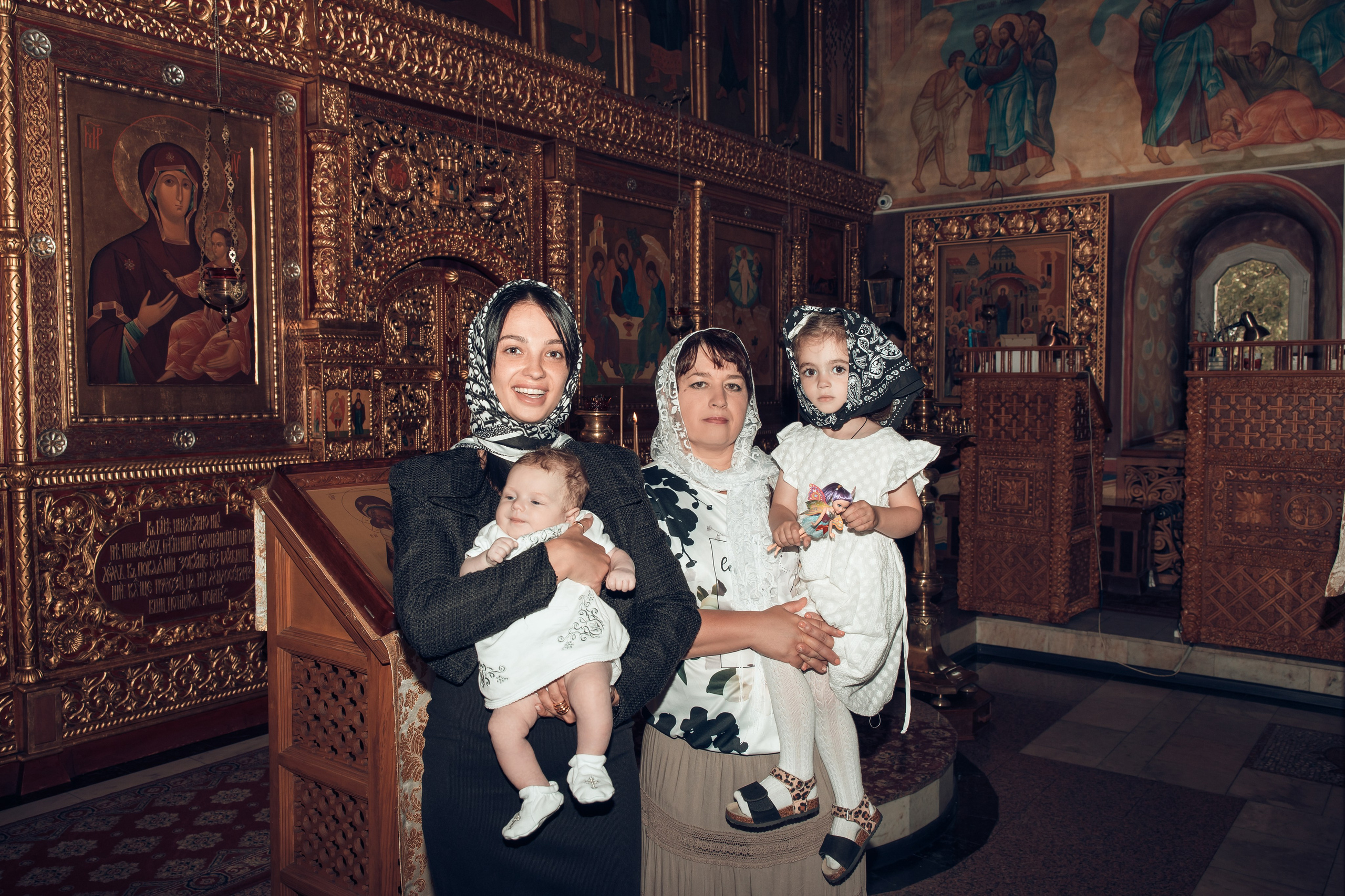 Таинство Крещения Матвея. Спасо-Преображенский храм (Спаса на Яру). Семейный фотограф в Рязани и Рязанской области