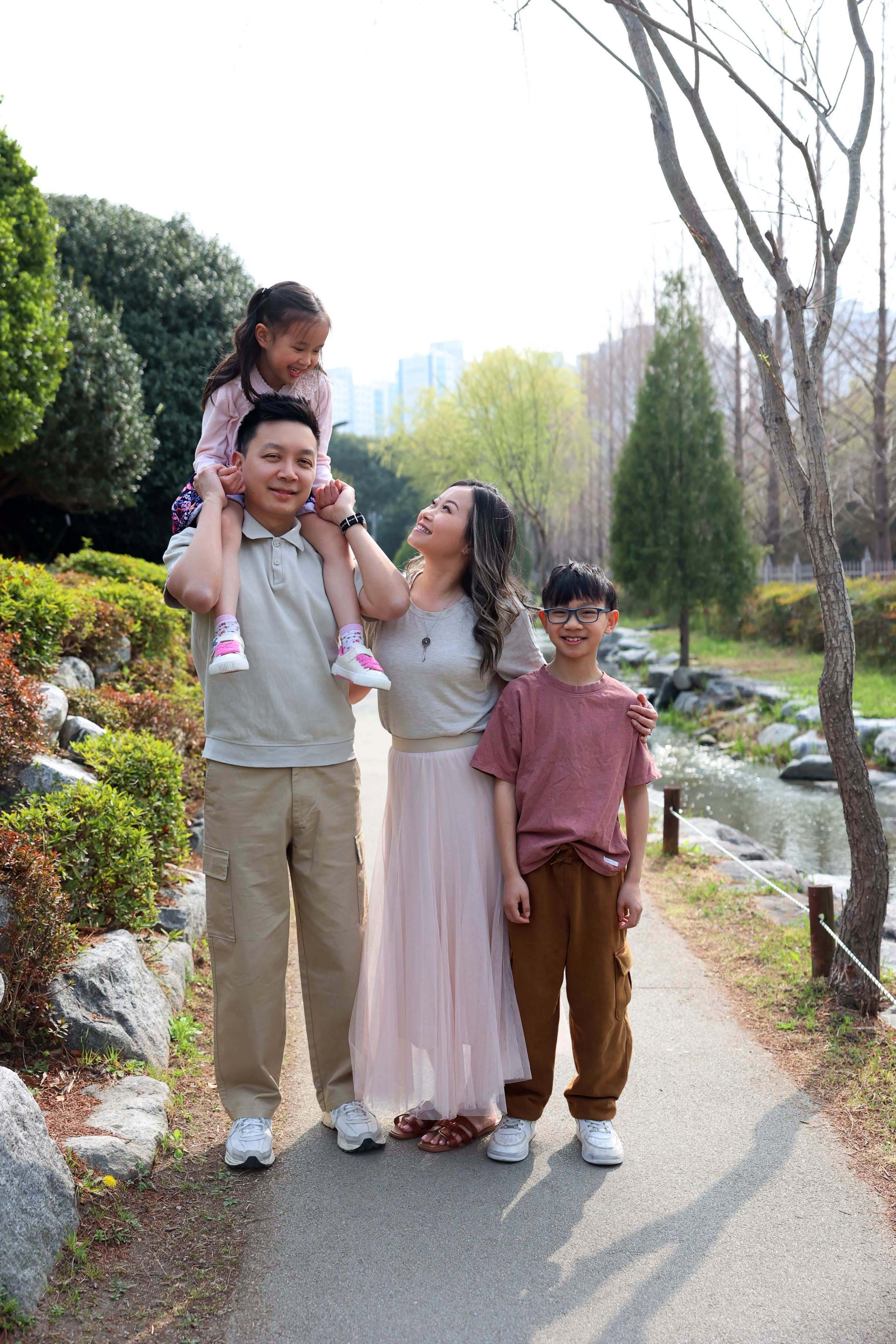Portfolio. Hello! I’m Aleksandra, a photographer in Busan, South Korea