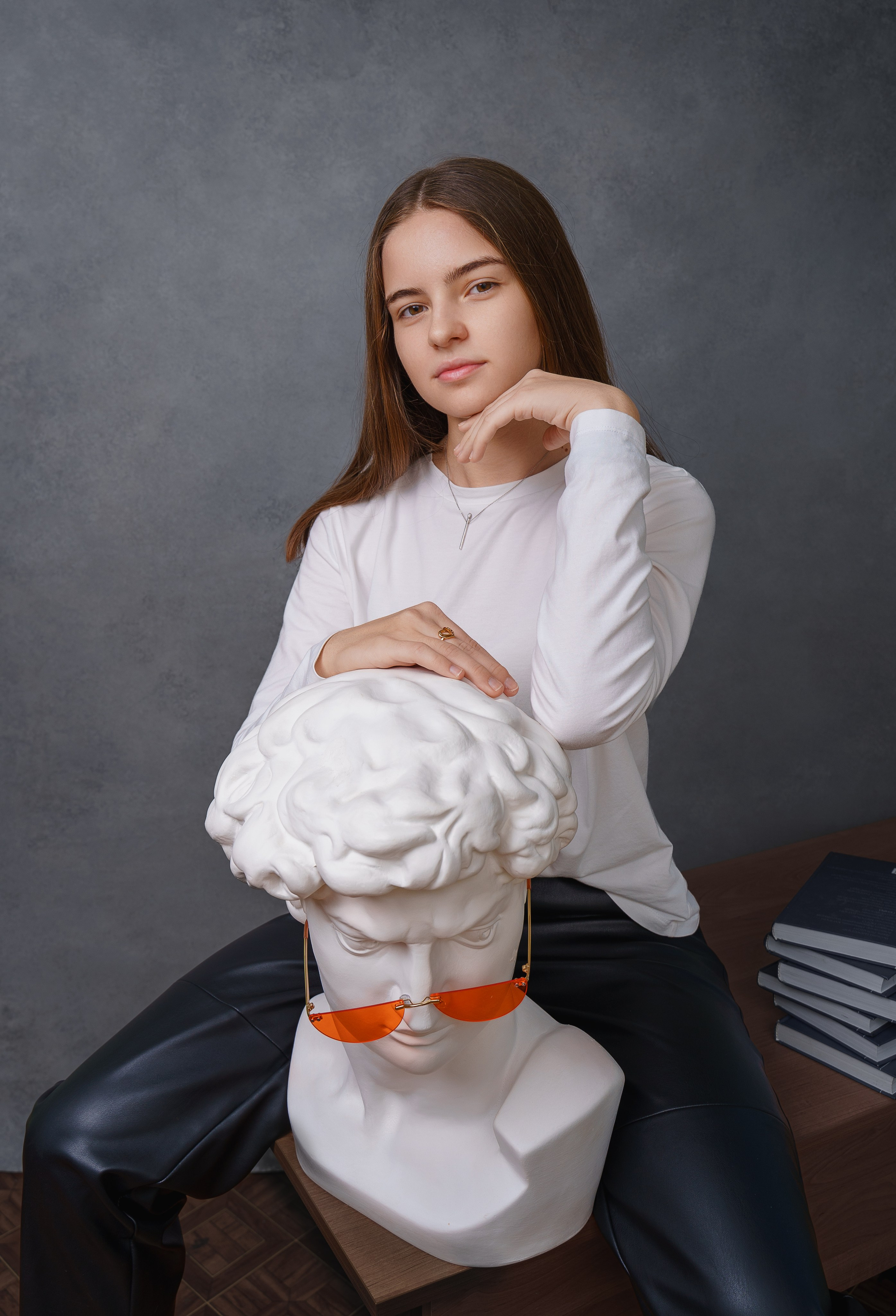 Дизайн «Буквы». Стильные выпускные альбомы и индивидуальные фотосессии в Таганроге