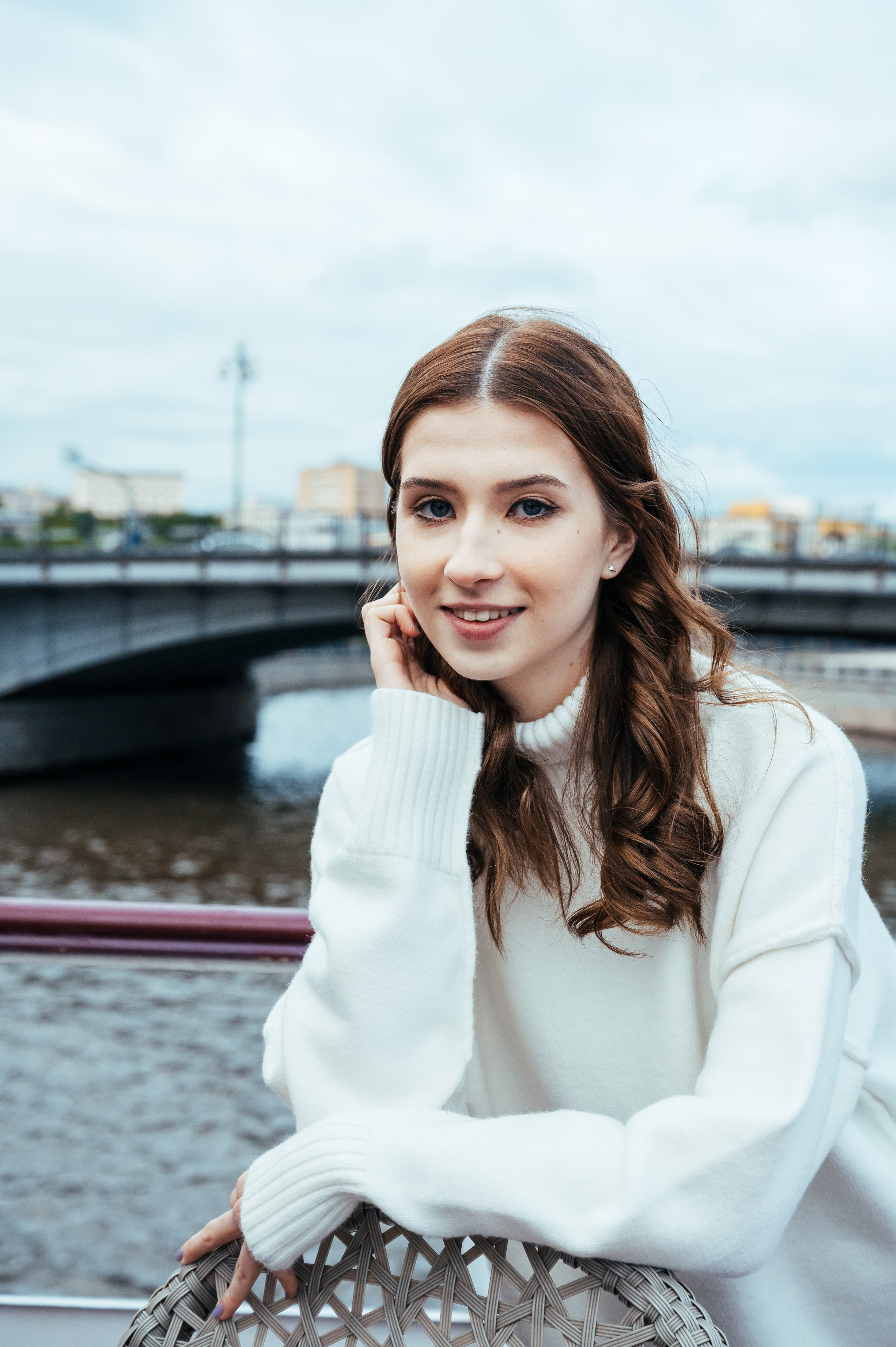 Последний звонок. Анастасия Петрович фотограф, фотокорреспондент в Москве и Санкт-Петербурге. Фотосъёмка репортажа, мероприятия, корпоративная съёмка, контент