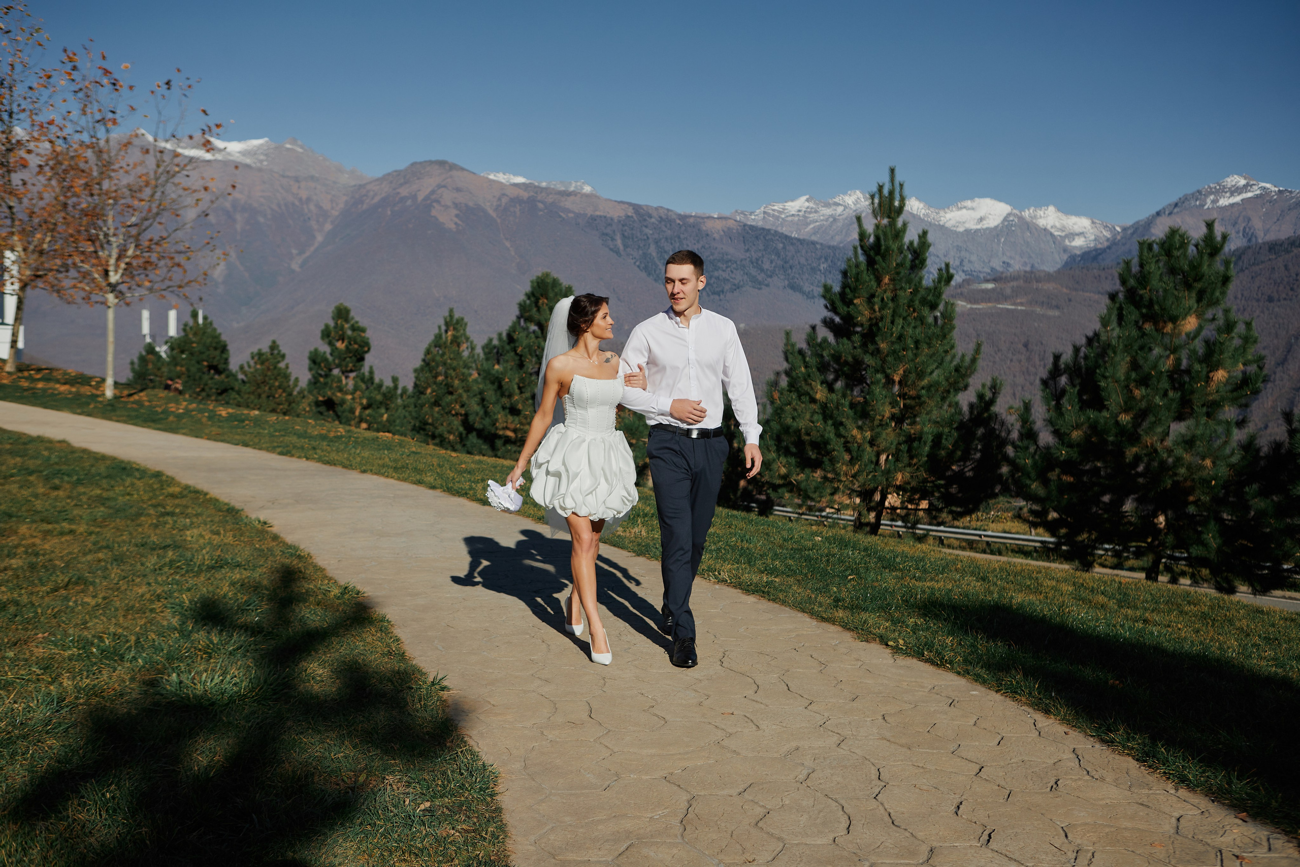 Свадебная фотосессия в Сочи-Красная поляна. фотограф Сочи-Красная поляна. Свадебный и семейный фотограф в Сочи-Красной поляне Ларионова Анна