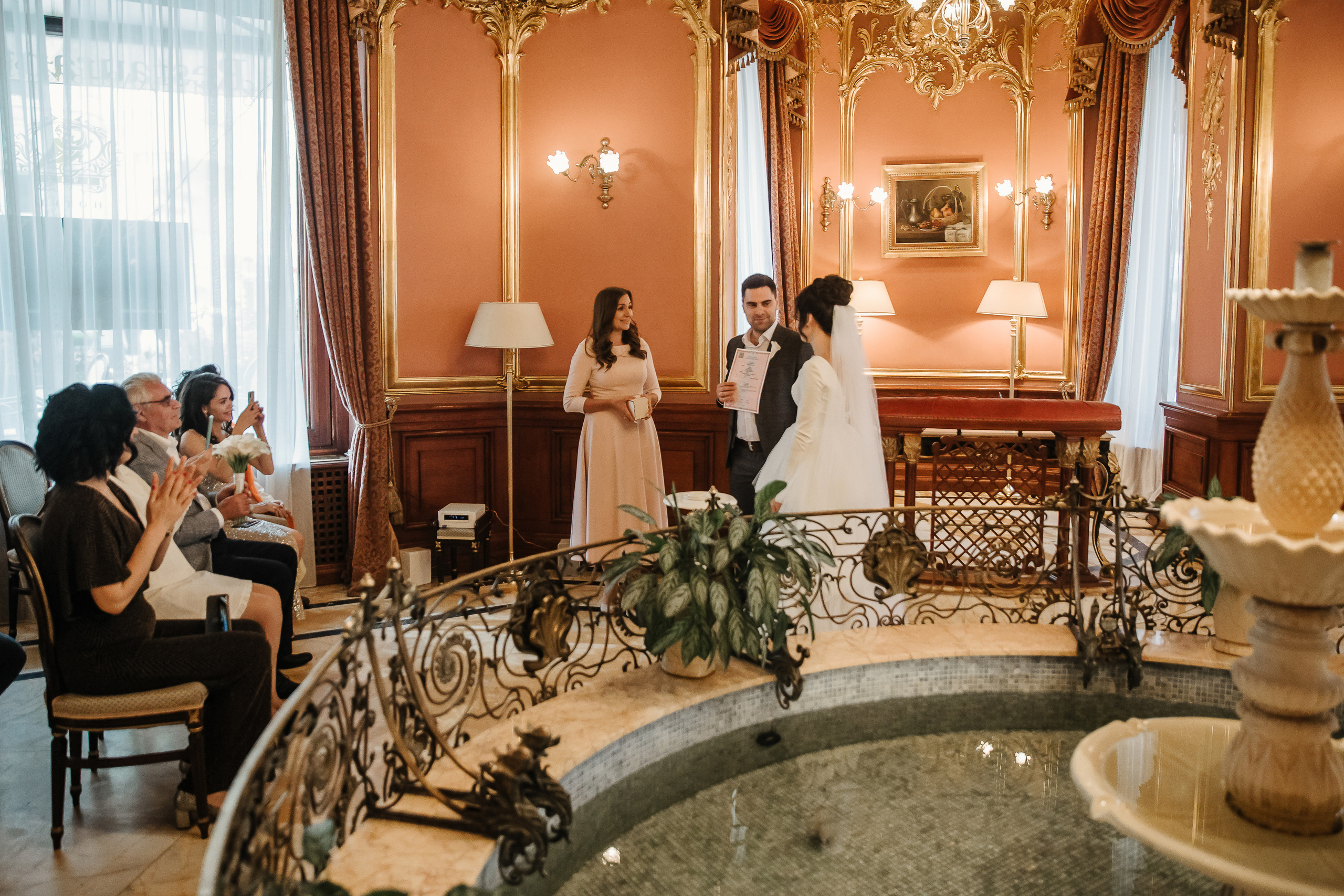 Регистрация в Савой. Свадебный фотограф в Москве Михайлина Настя