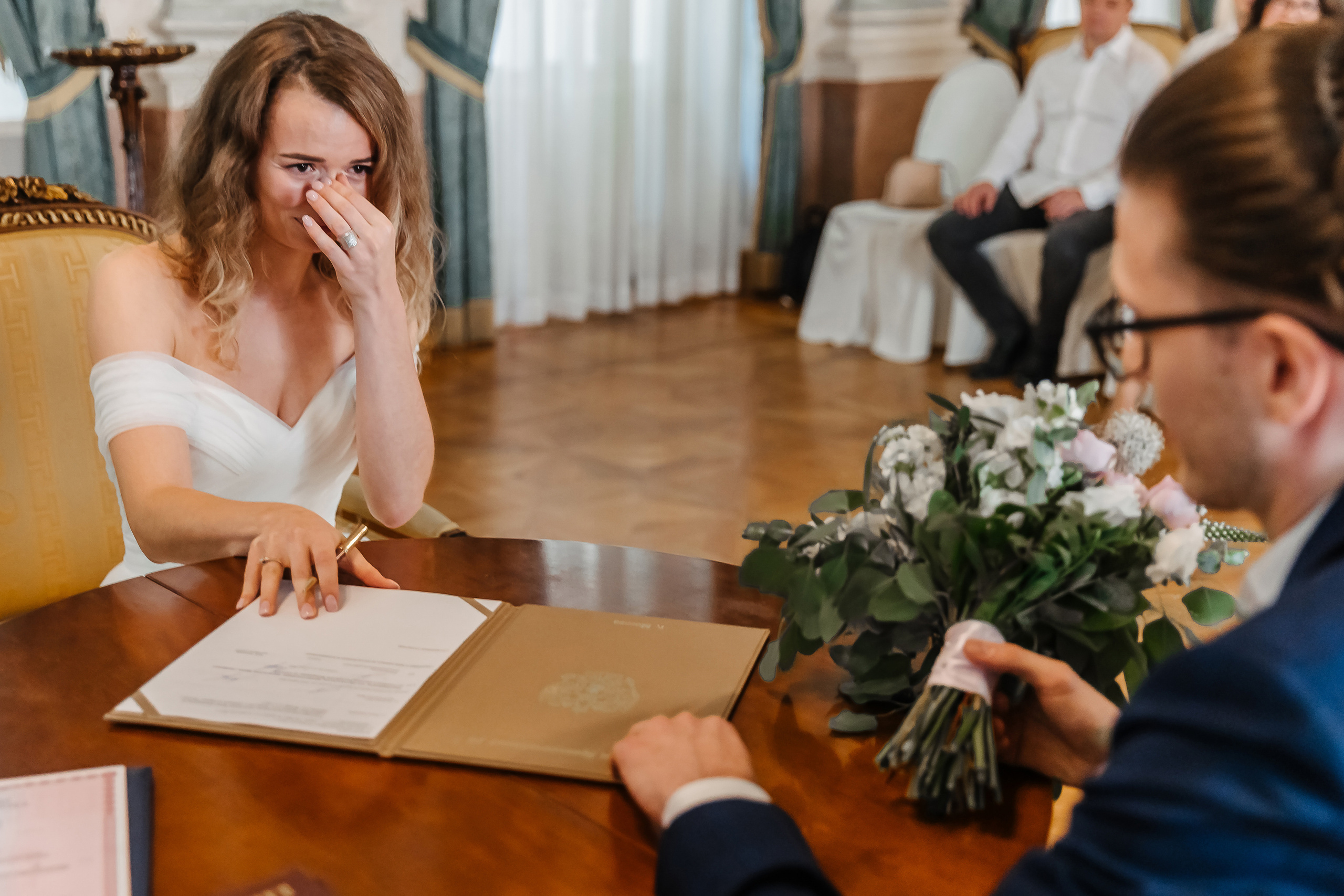 Регистрация в Люблино. Свадебный фотограф в Москве Михайлина Настя