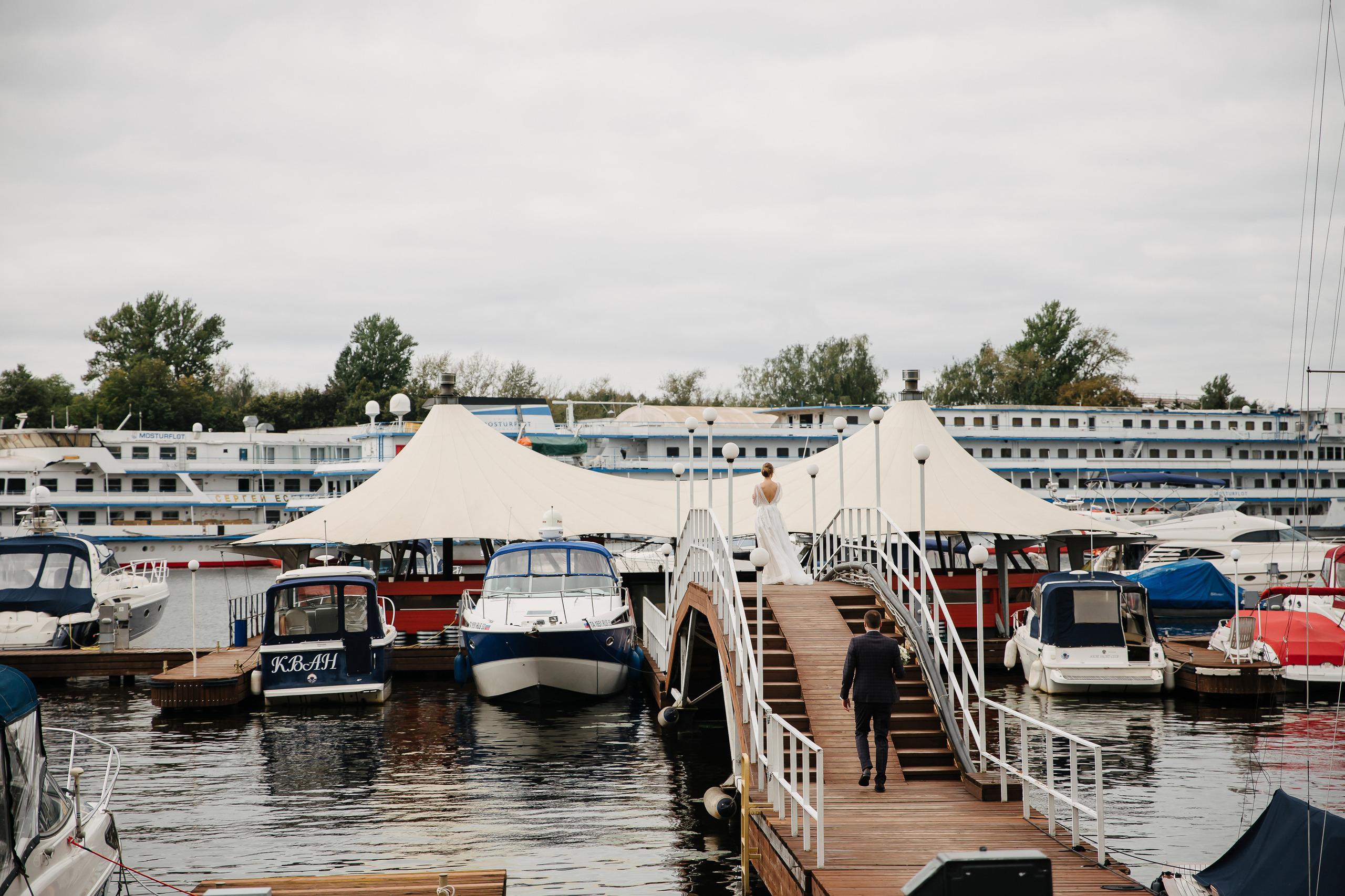 Яхт-клуб Нептун. Свадебный фотограф в Москве Михайлина Настя