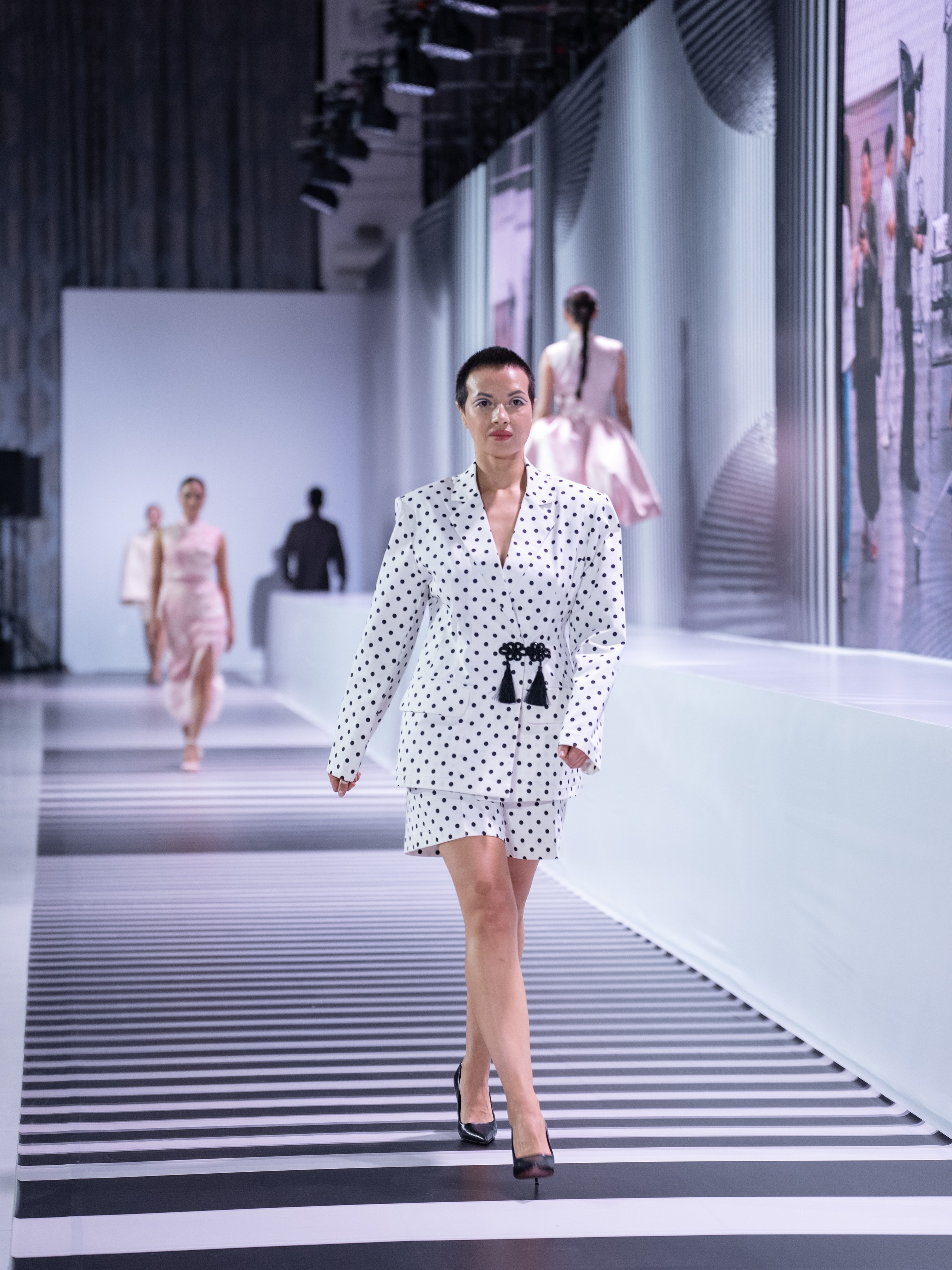 Arunaz. Сайт Алматинского НЮ АРТ, будуар и фэшн фотографа Дениса Карпенко