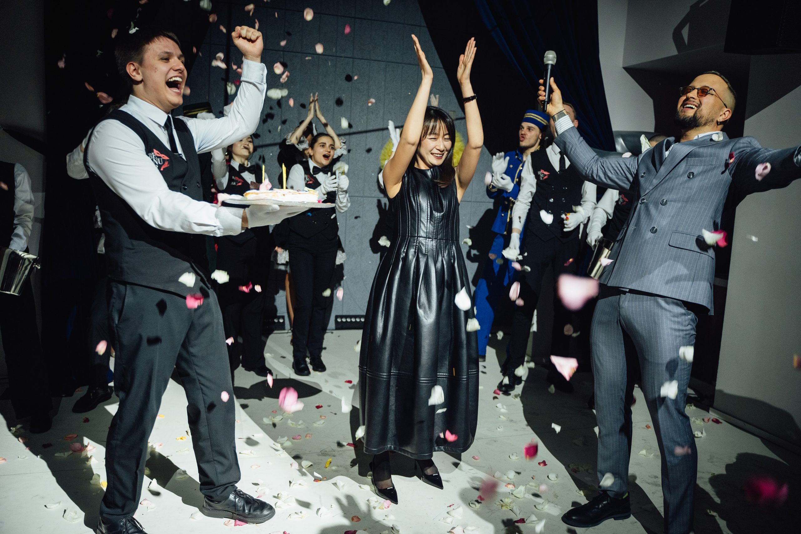 12 апреля (пятница). BENUAR Restaurant