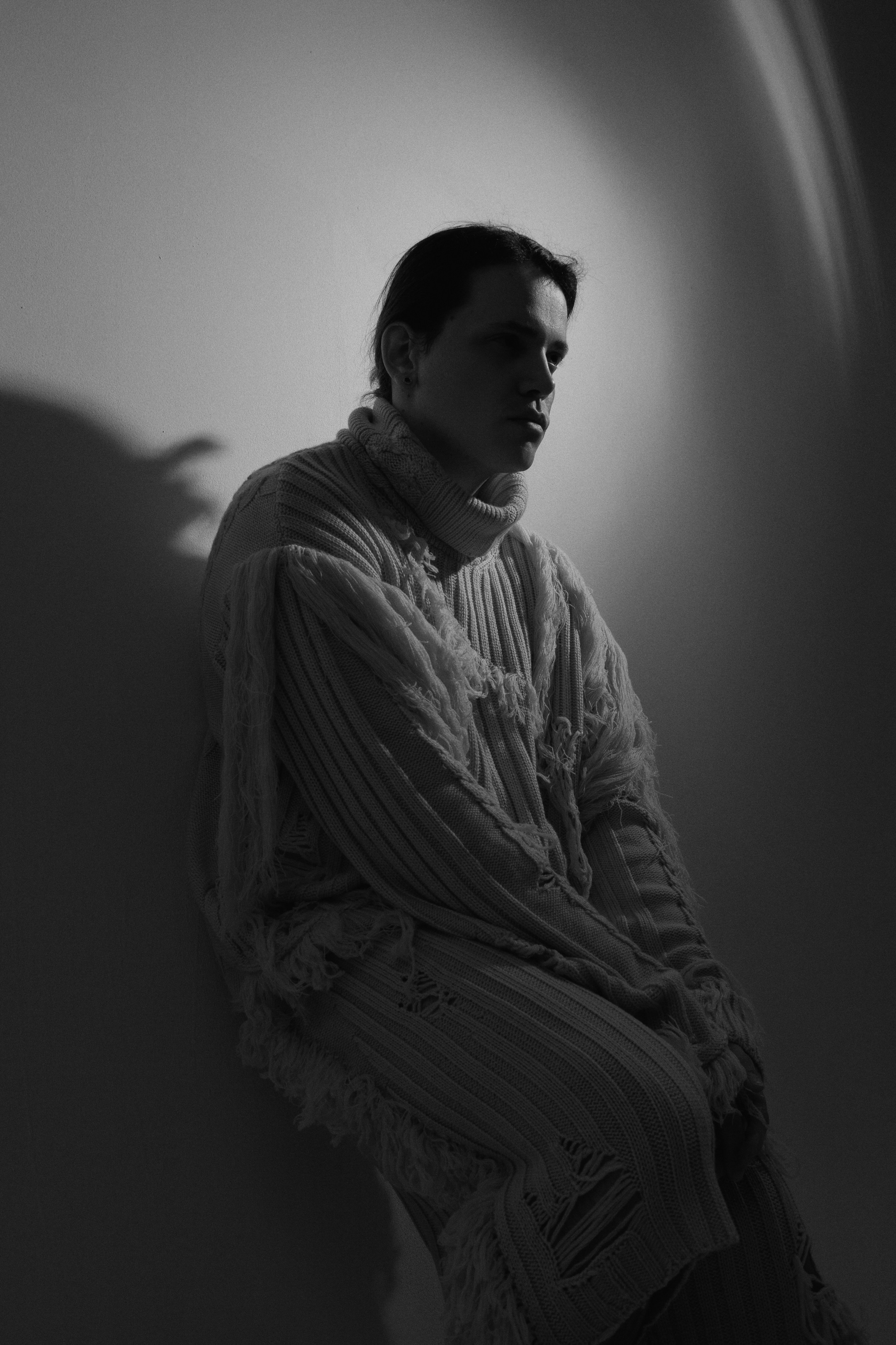 Имиджевая съемка в студии для модели на циклораме