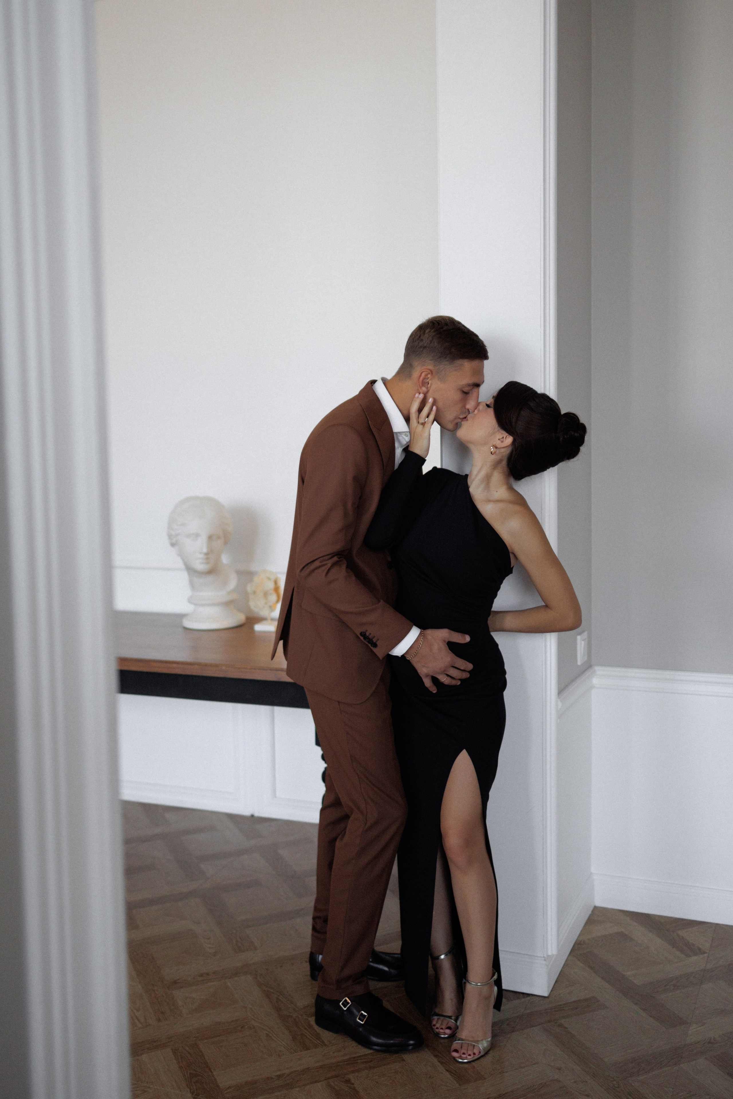 Фотосессия в ожидании беременности в студии на Зиповской. Свадебный фотограф и видеограф Краснодар, Ростов, Сочи, Новороссийск