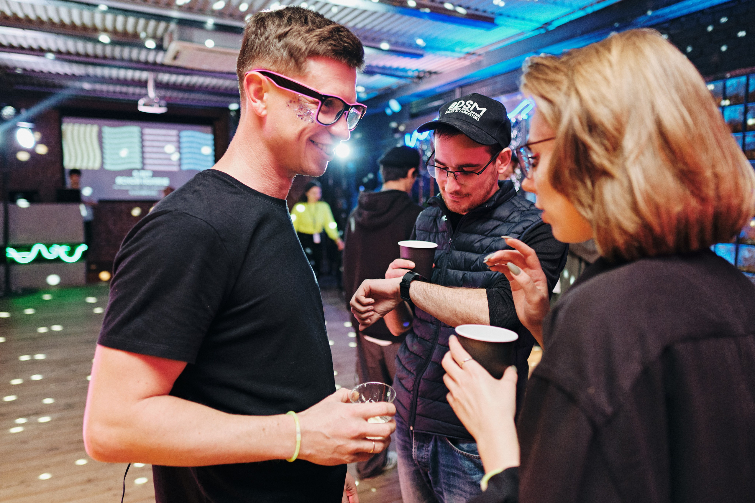 Фотограф на корпоратив в СПб. Семейные и свадебные фотосессии в СПб, в студии, на улице, на природе