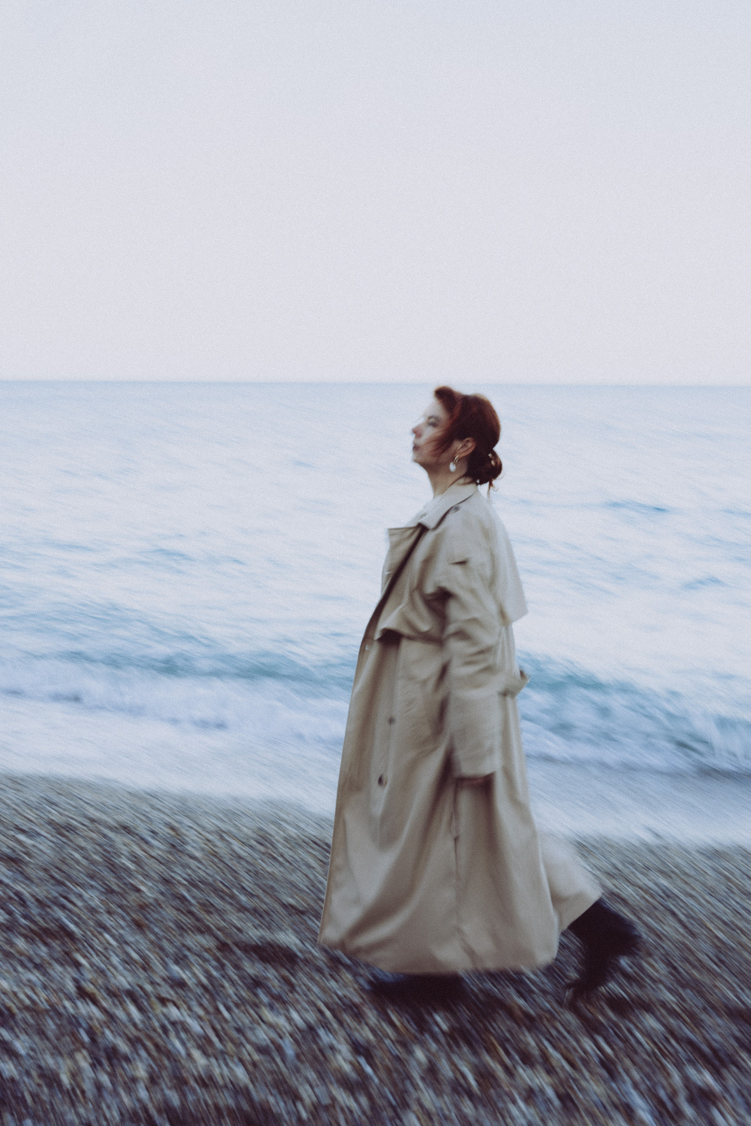 Фототерапия. Лена на пляже