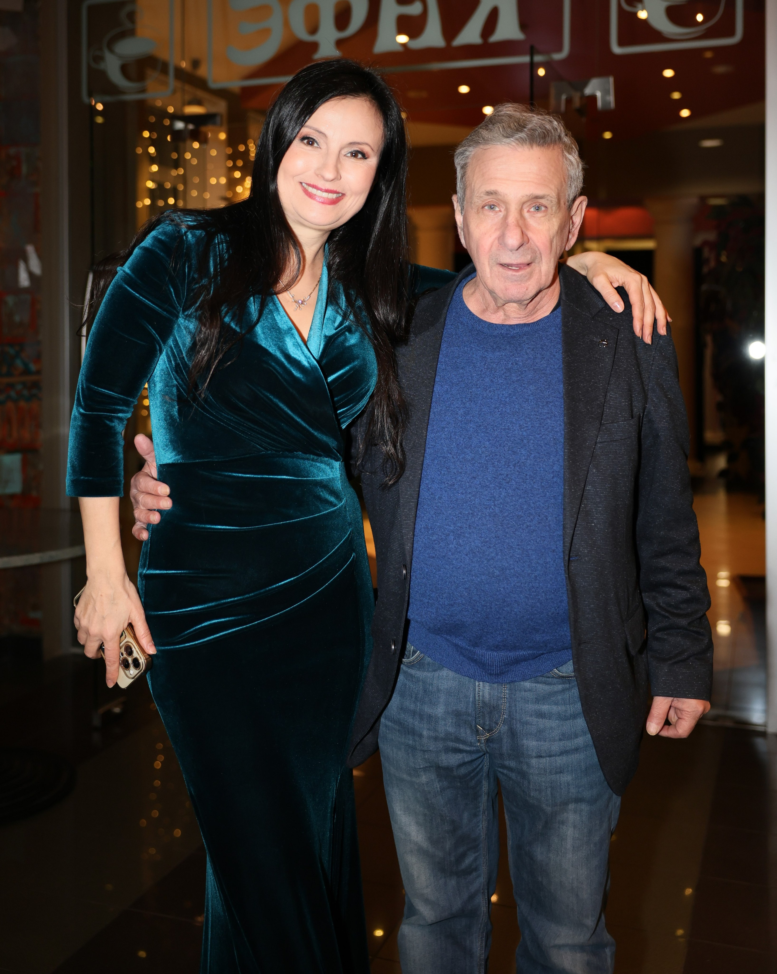 Закрытый показ фильма «Список Грехов». Главная