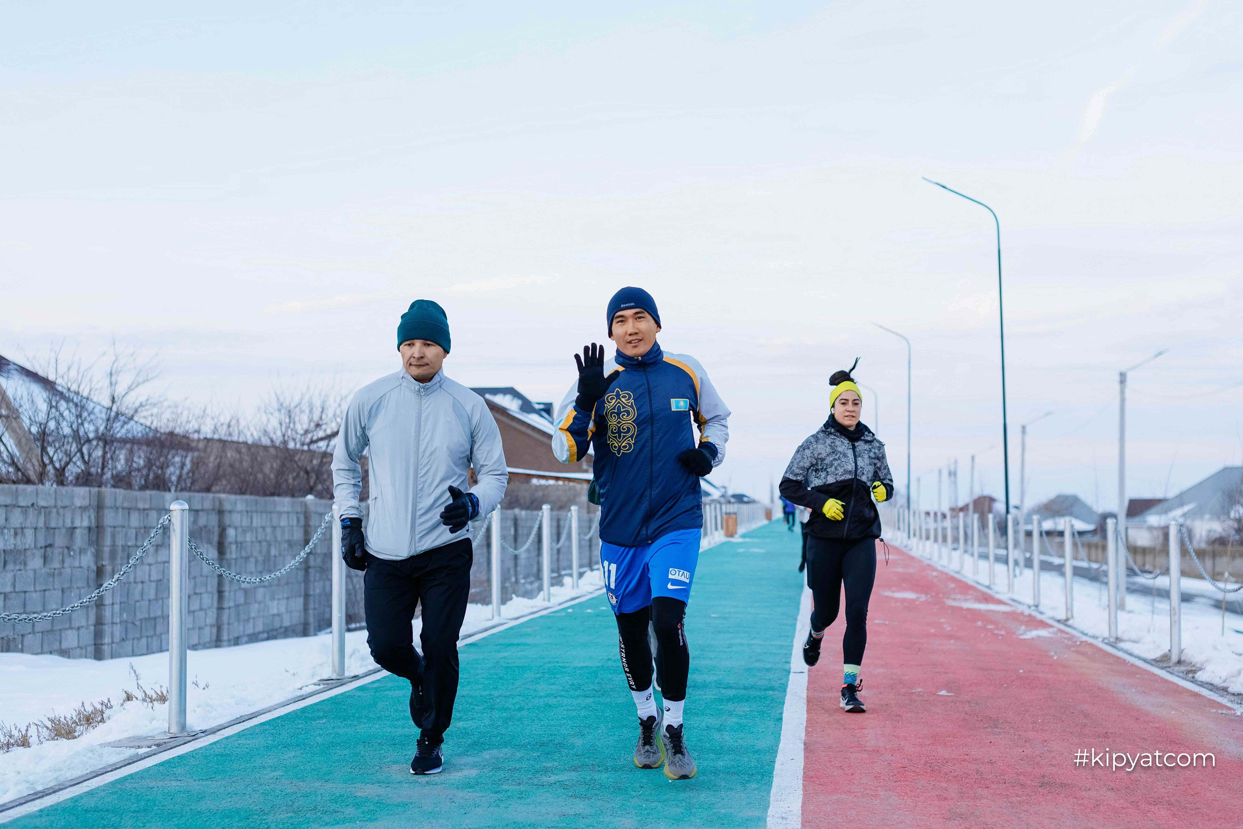 RUNHARD BY SPORTNATION