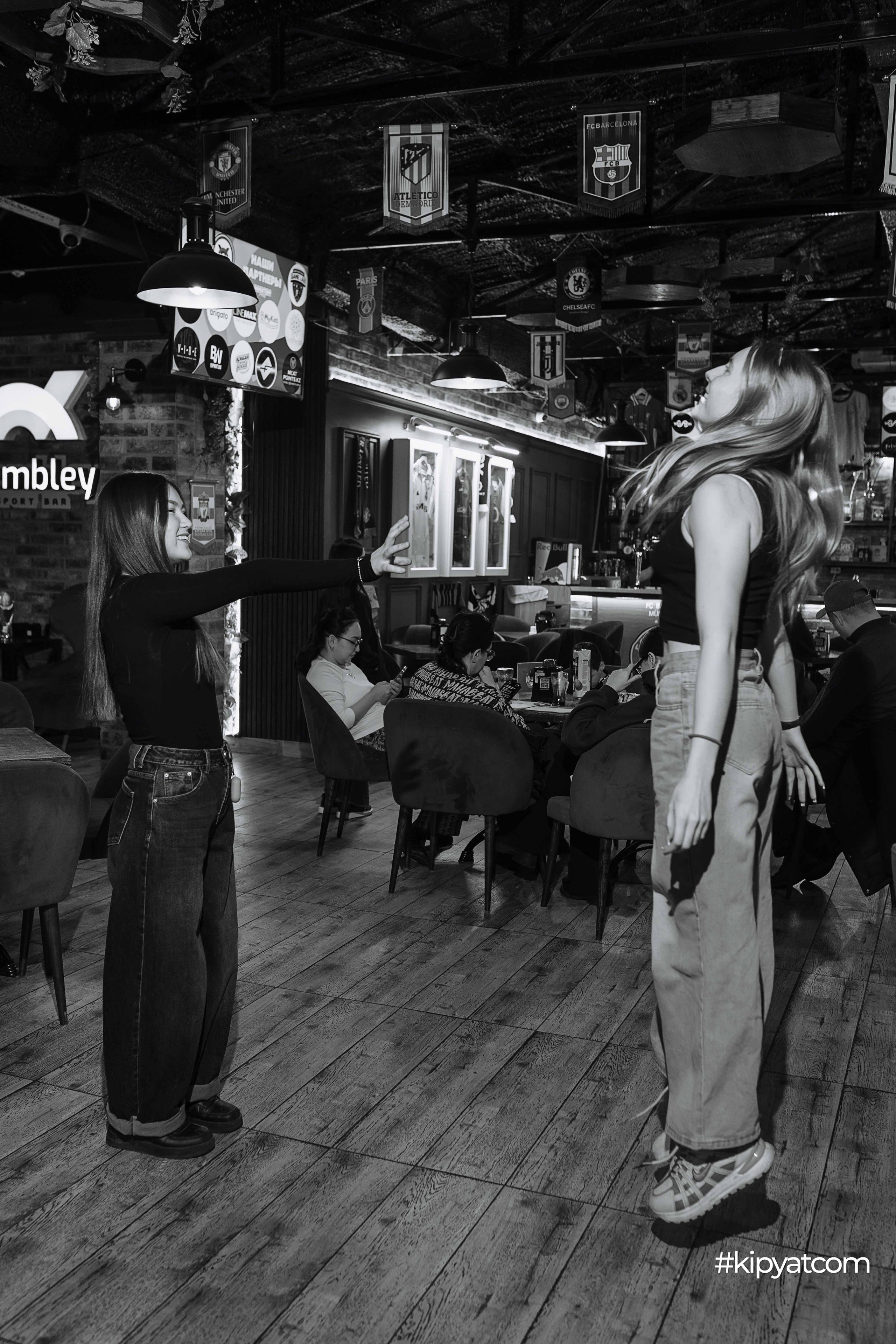 Эйнштейн Party