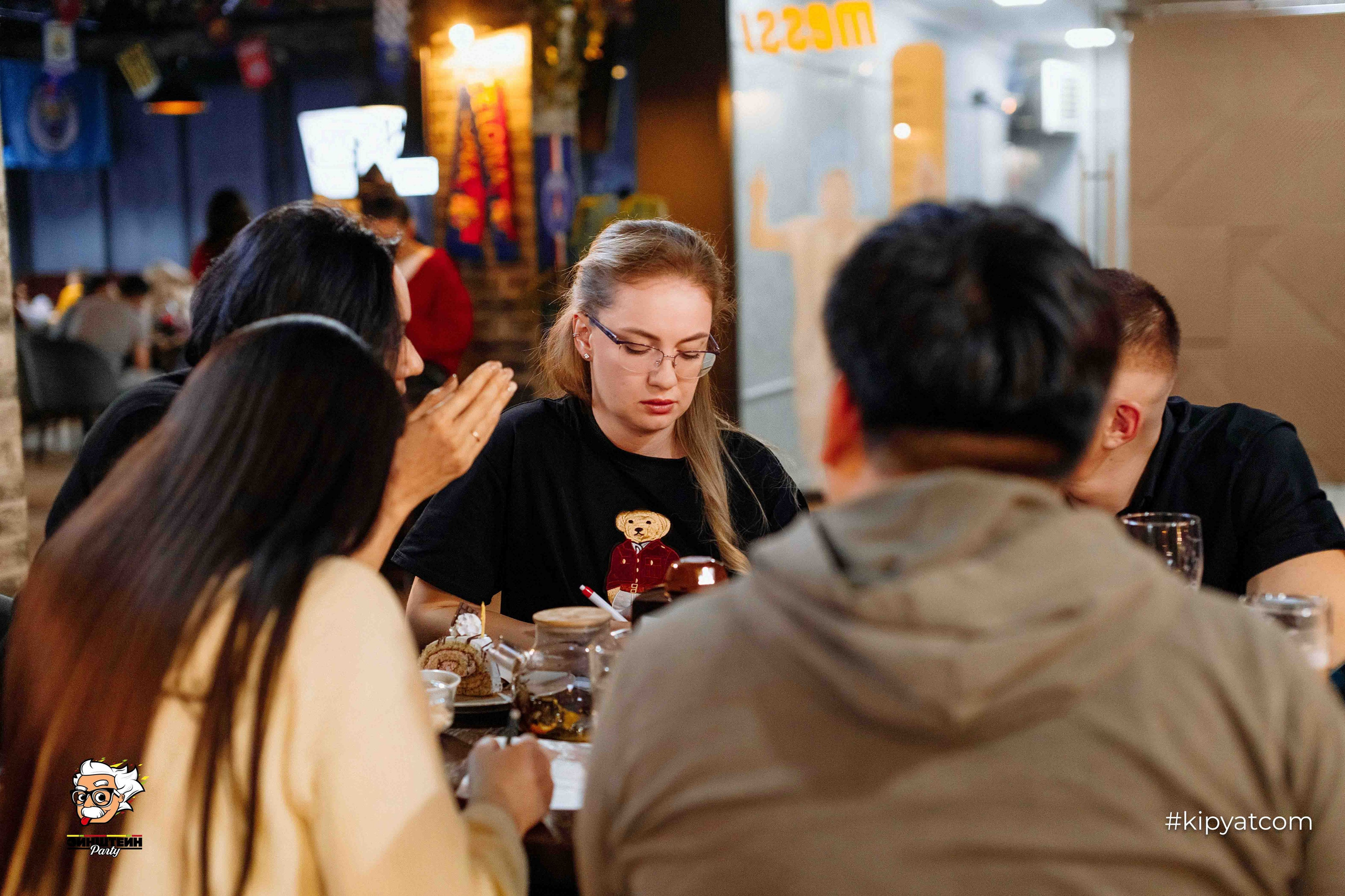 Эйнштейн Party