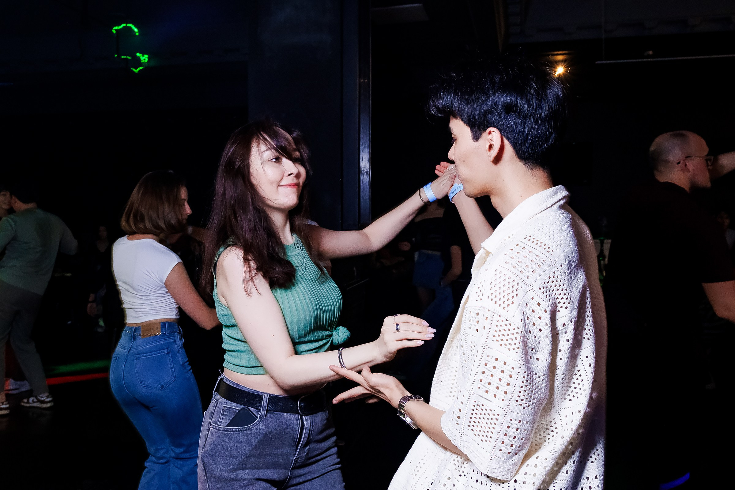 Bachata Party Hola Dance. Репортажный фотограф в Алматы Каюпов Сержан