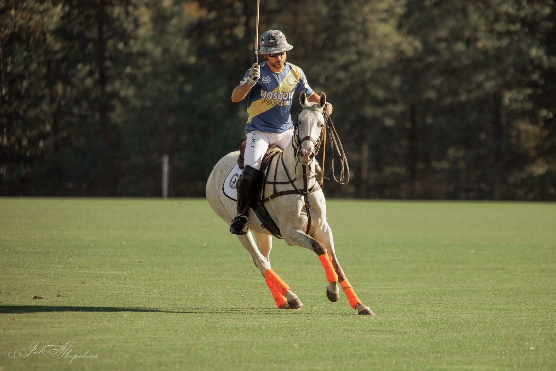 Осенний кубок по конному поло. Детская Конная фотография в Москве Юлия Шепелева