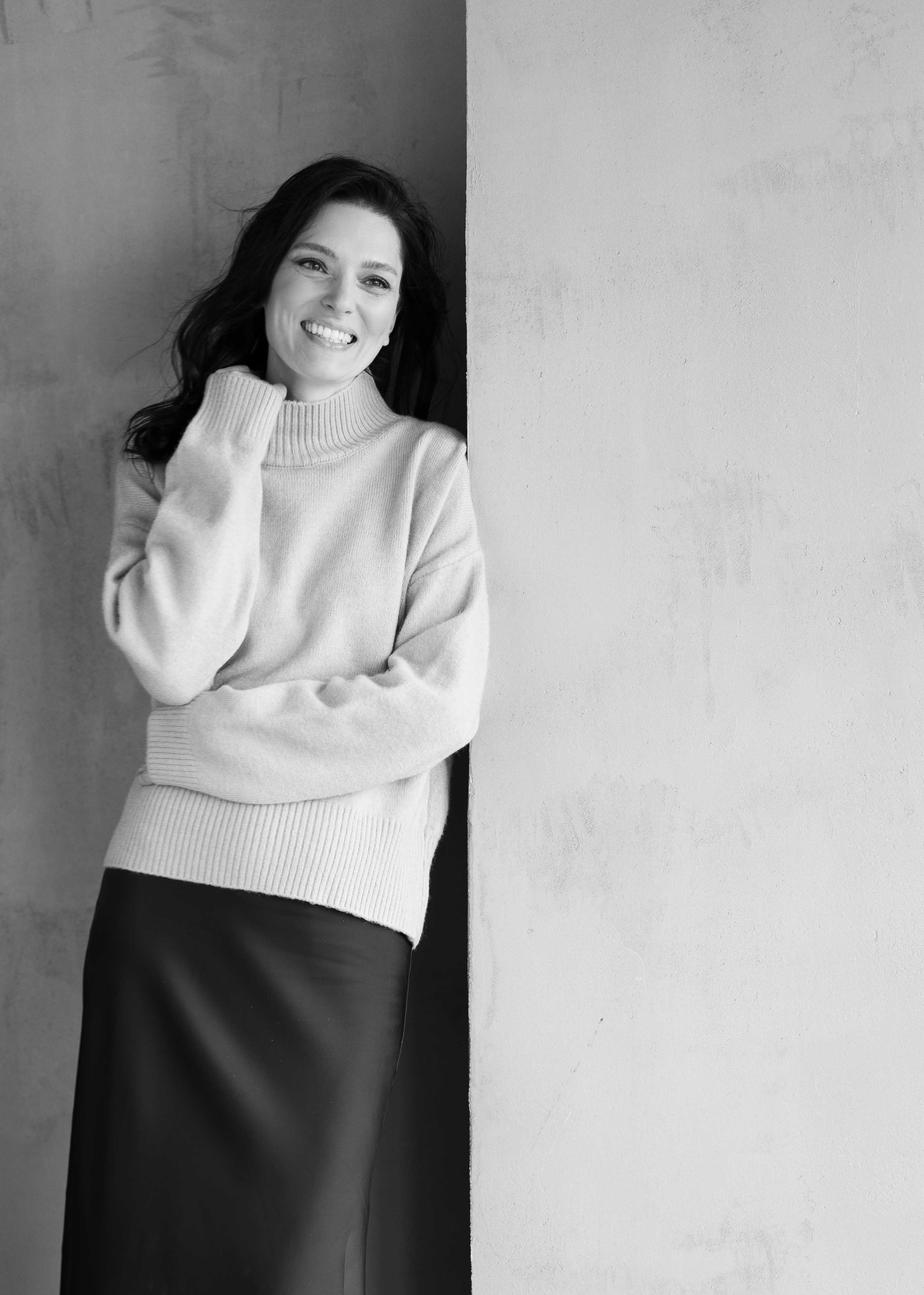 Женский портрет 35+. Женский портретный фотограф 35+ Воронеж. Добро пожаловать в магию ЧБ портрета