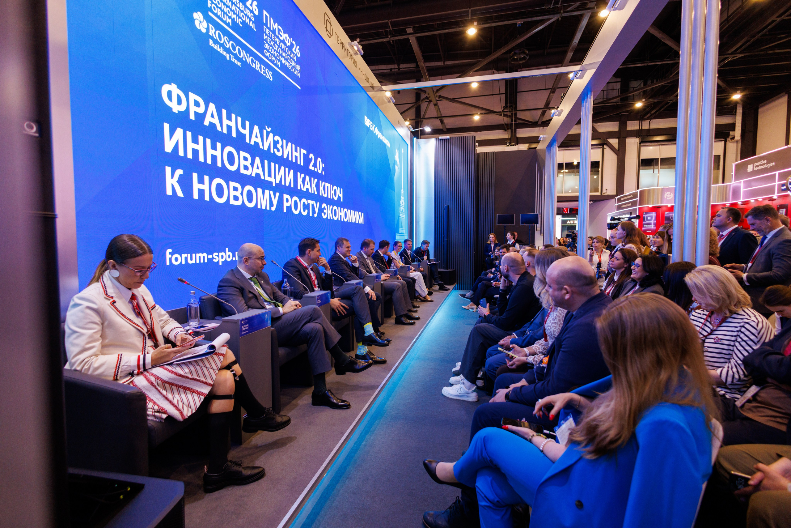 ПМЭФ 2026. Фотограф Александр Заломаев