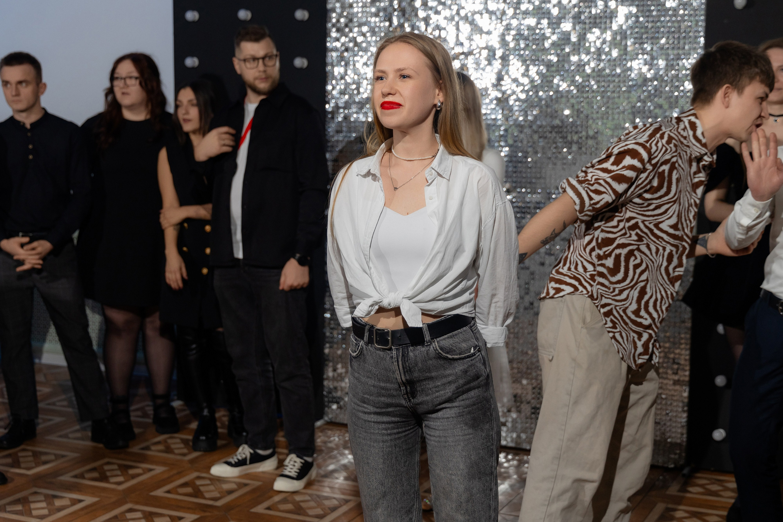 Корпоративная фотосъемка для кафе GARAGE | Новый год 2025 | Минск. Свадебный фотограф в Минске/Беларуси Сергей Спиридонов