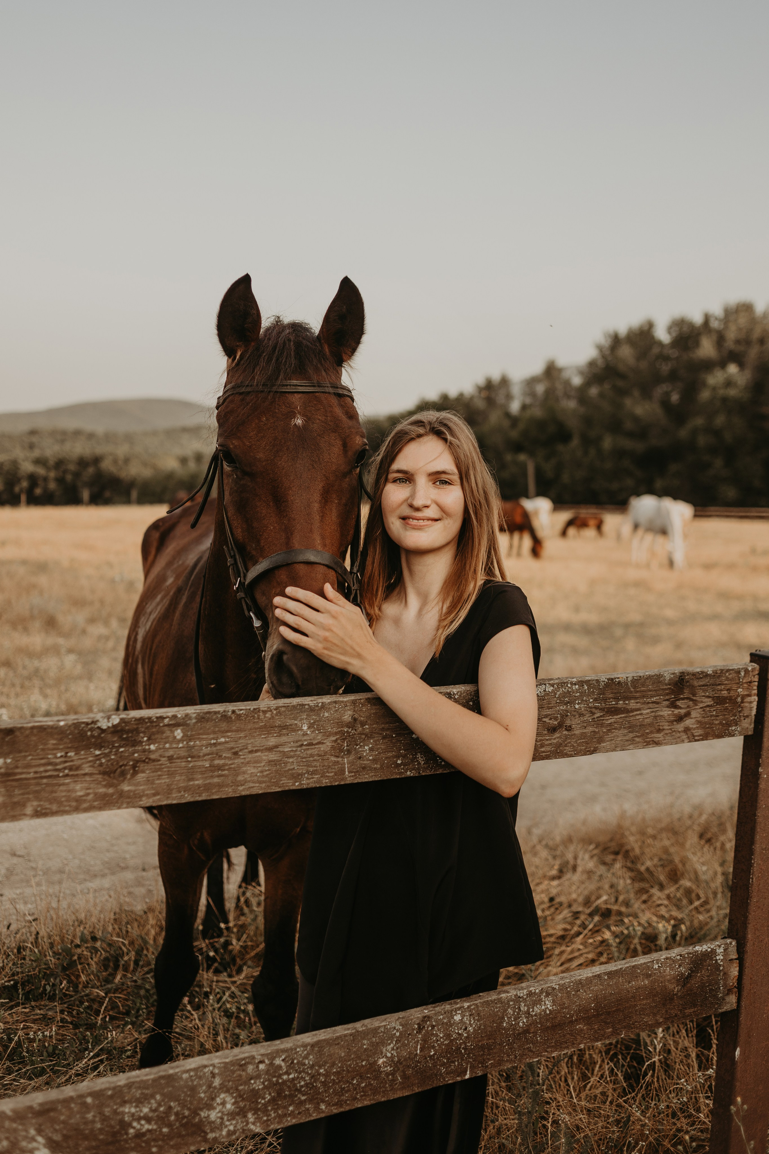 Простор, девушка, лошади. Фотограф в Краснодаре Евгения Михаевич