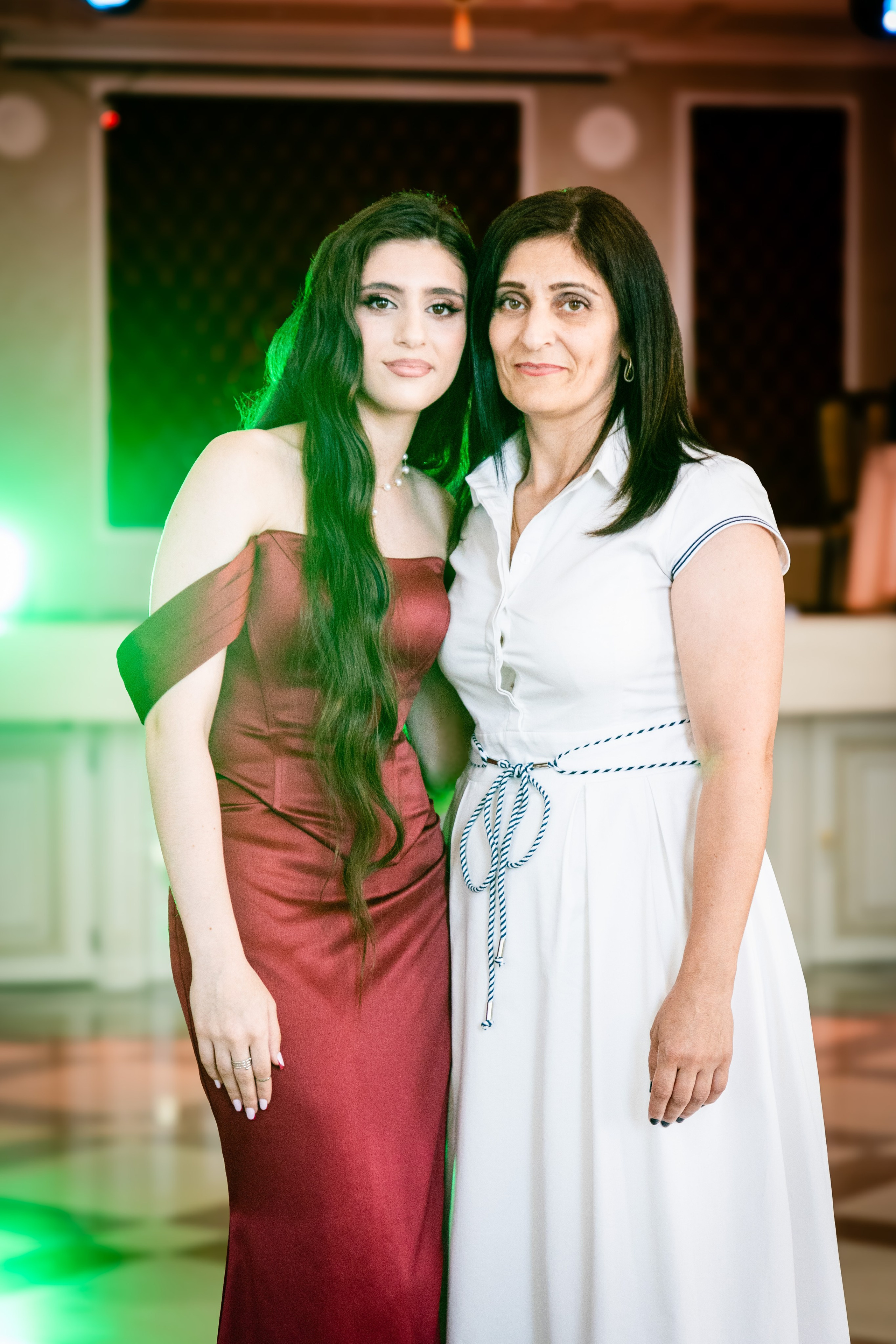 Школьный выпускной. Детский фотограф видеограф в Хабаровске Михаил Орлов