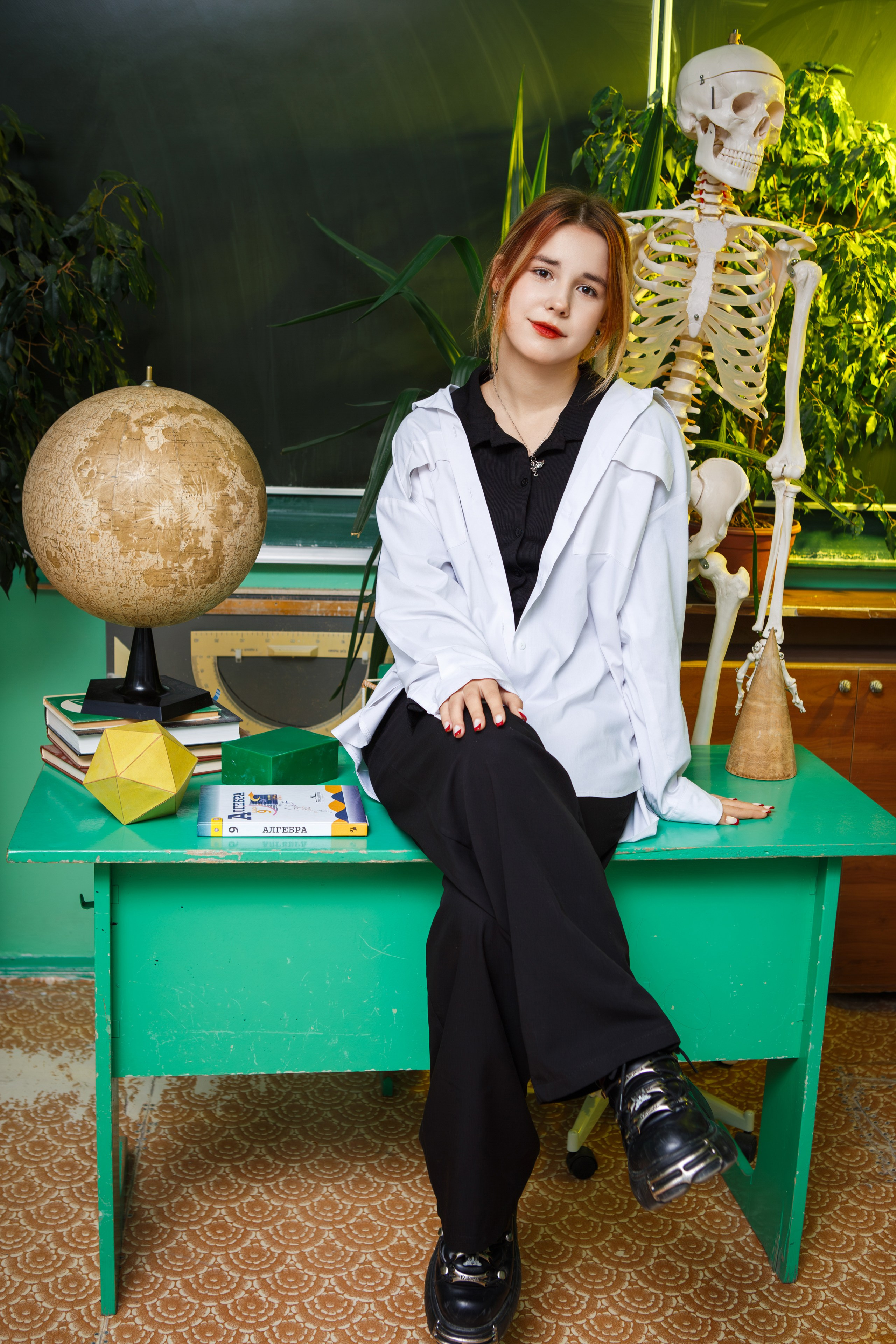 ПОРТРЕТНАЯ ФОТОСЕССИЯ В КЛАССЕ ДЛЯ 9 КЛАССОВ. ТВОЙ АЛЬБОМ / ТВОИ ПРАВИЛА