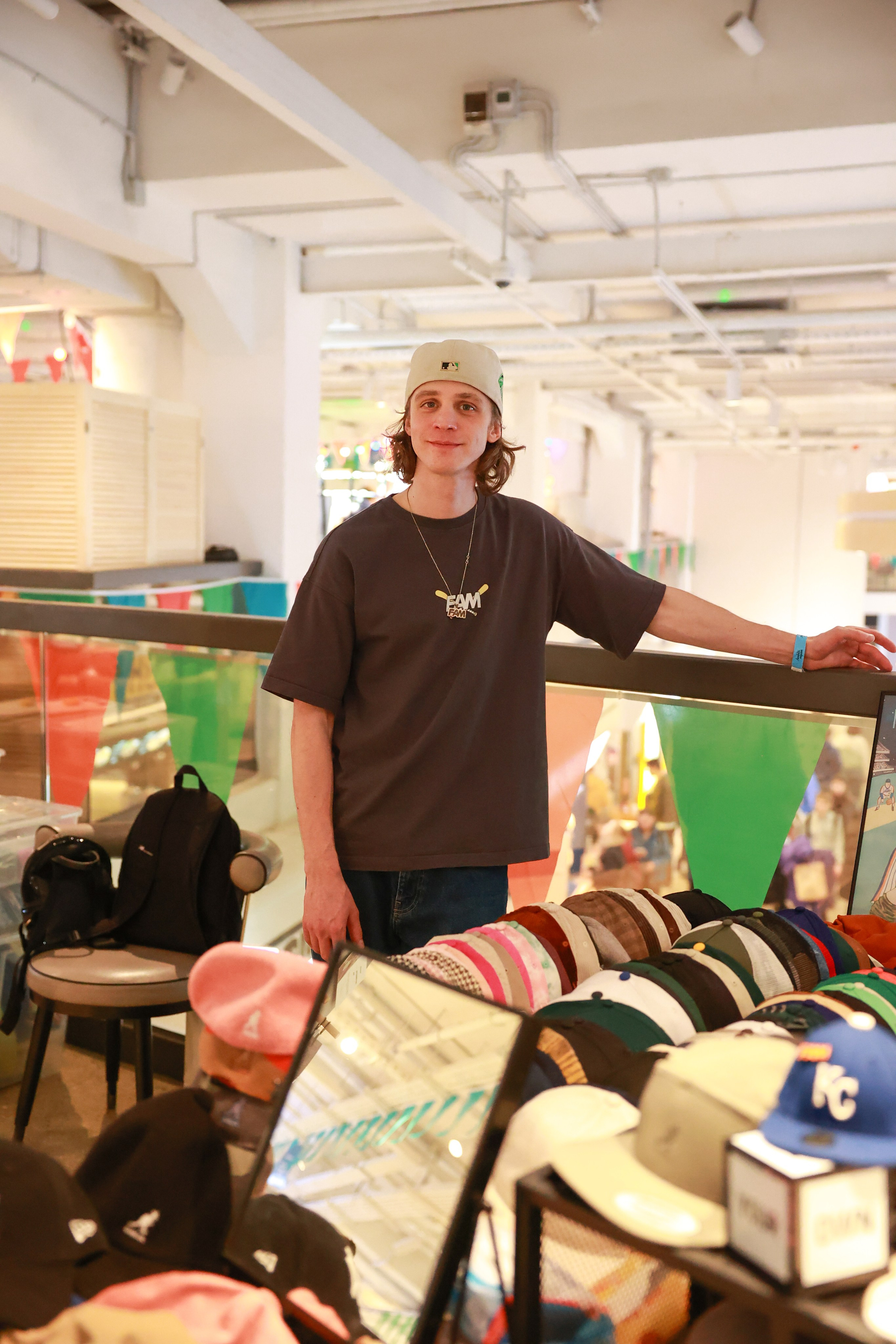 2–3 марта 2024 в пространстве «Три вокзала. Депо» / День 2 / фото Саша Жукова. Фотоотчеты «Ламбада-маркета»