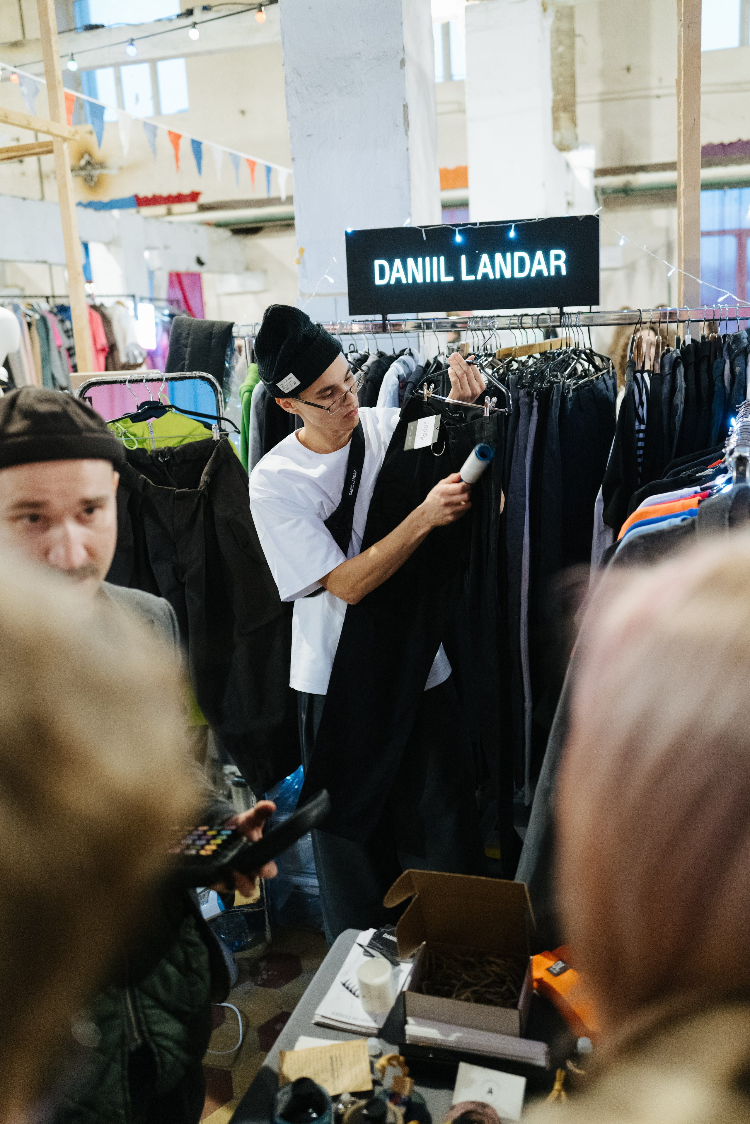 16 ноября 2024 в пространстве «Кристалл» / фото Валерий Белобеев. Фотоотчеты «Ламбада-маркета»