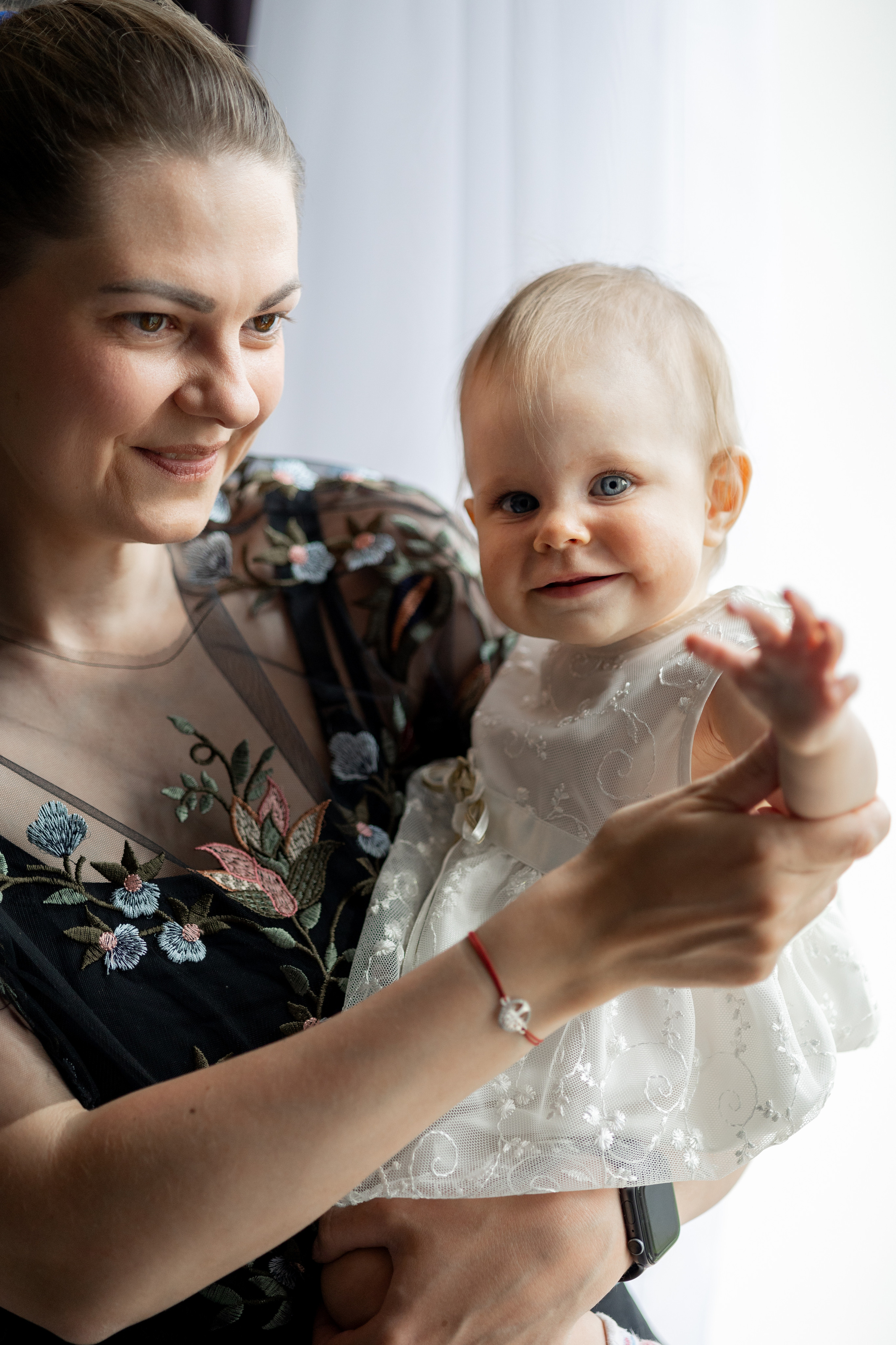 Фотосессия материнства. Лиза и Алиса