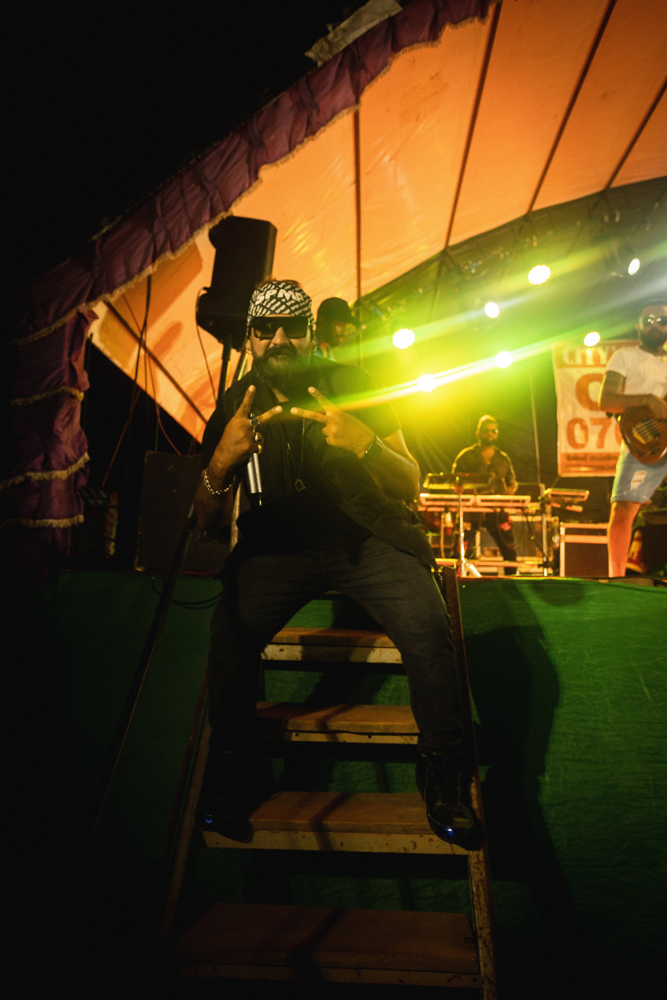 BEJI LIVE BAND. Photographer Sonkina Tatiana (Tanya Ash)