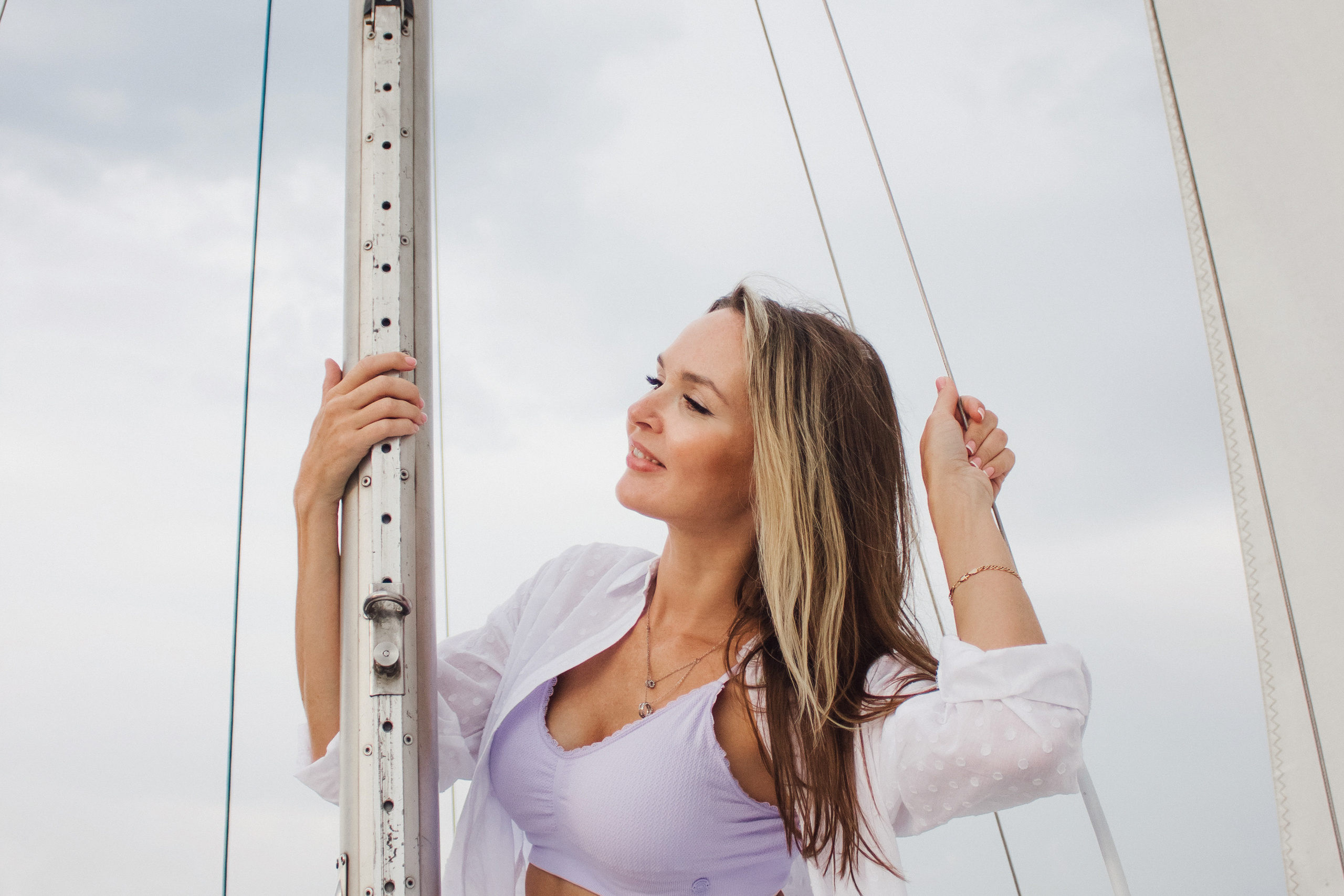 Фотосессия на яхте. Контентный фотограф в Перми Натали Кытманова