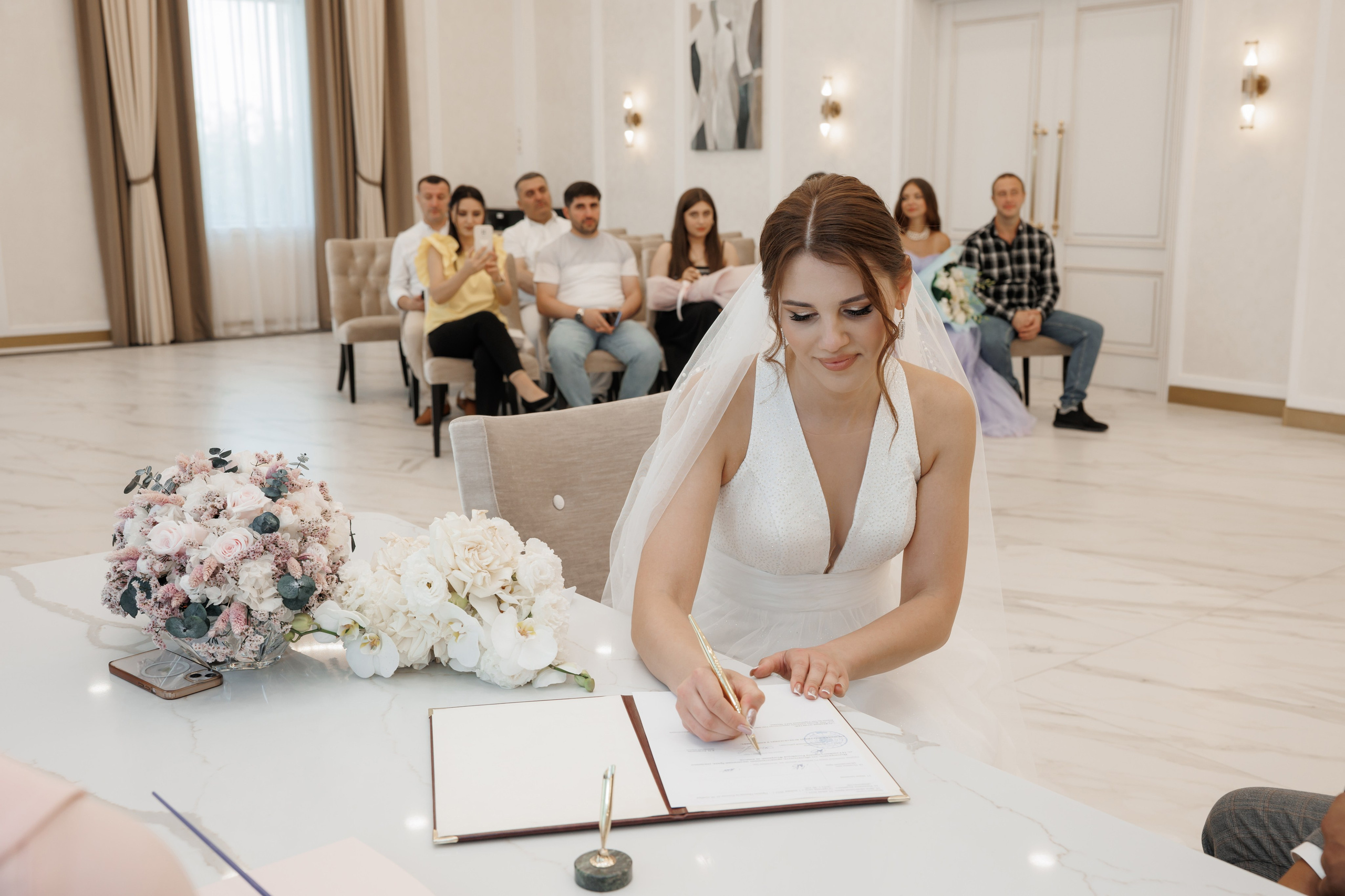 ЗАГС Бутово и Остафьево. Свадебный и репортажный фотограф (Москва, Королев и другие)