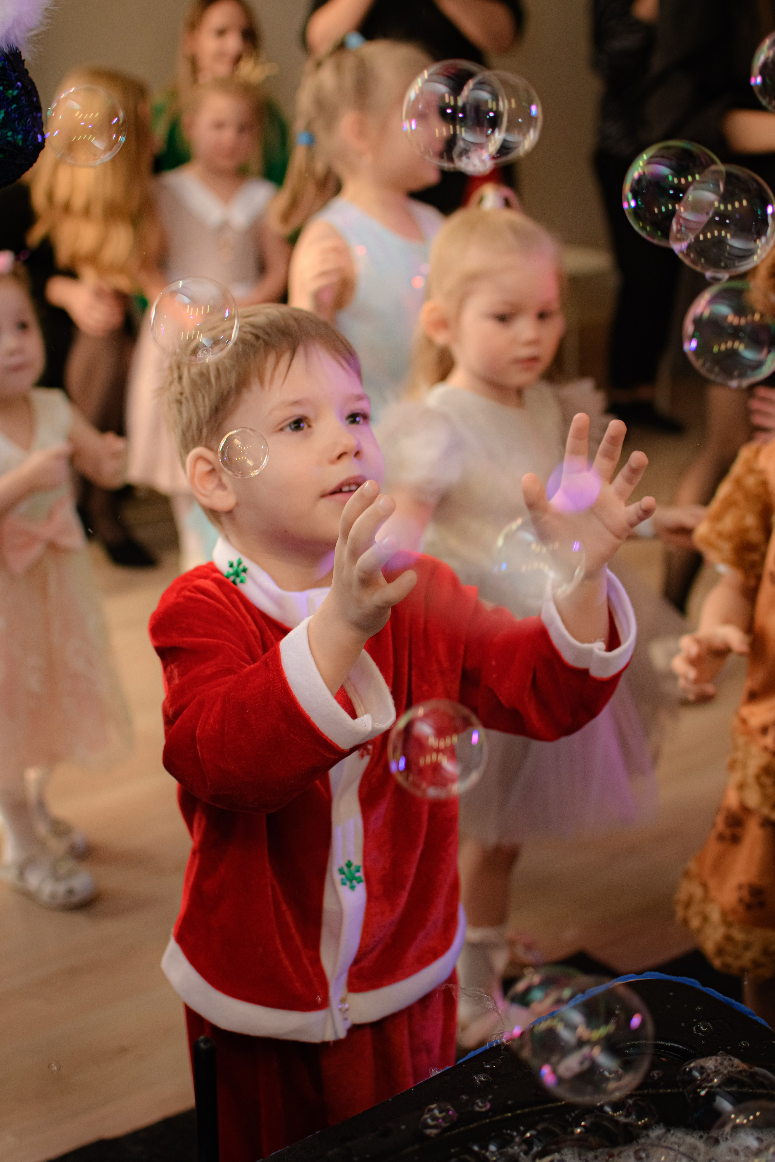 HAPPY NEW YEAR. Photokarish