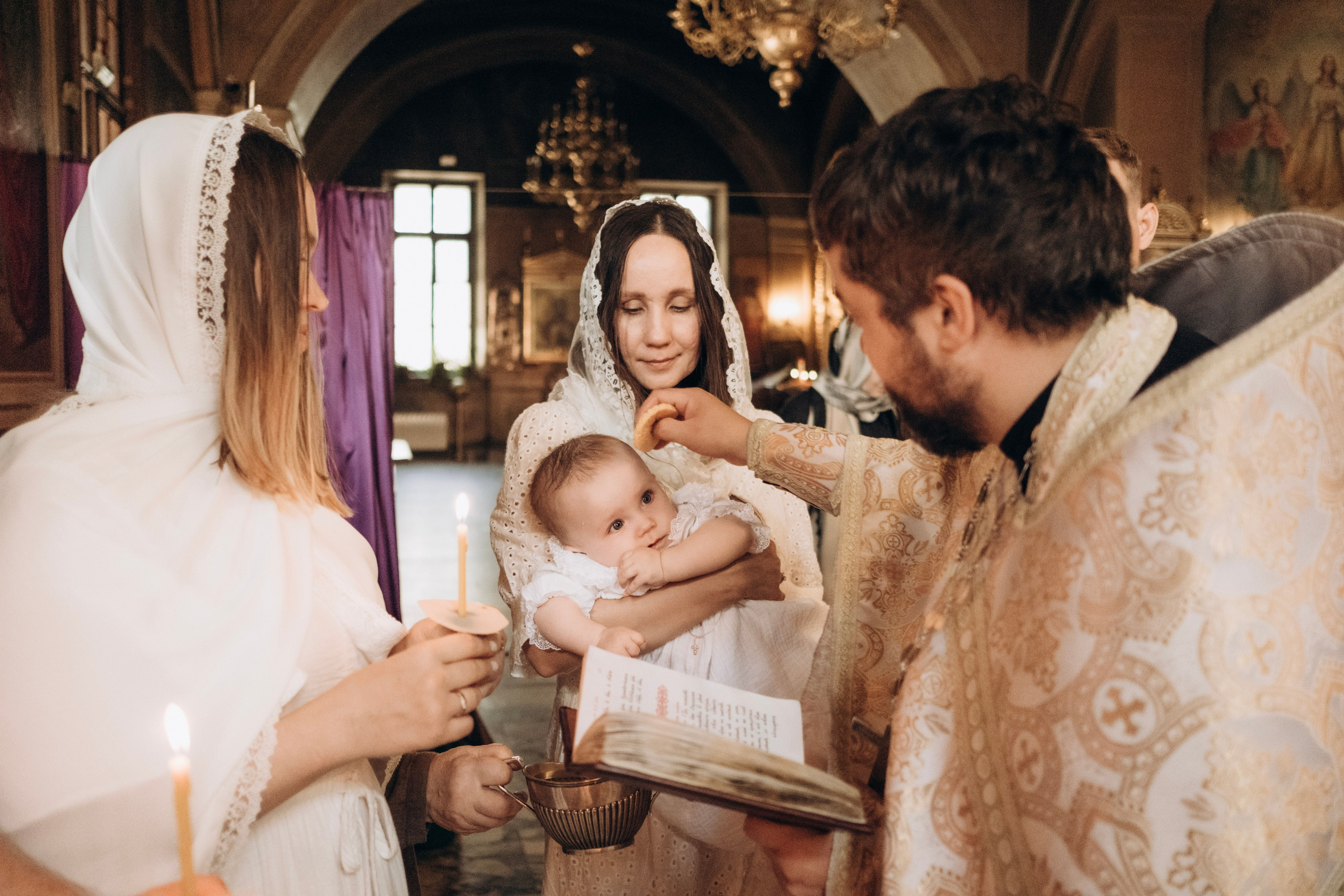 Крещение Александры. Главная