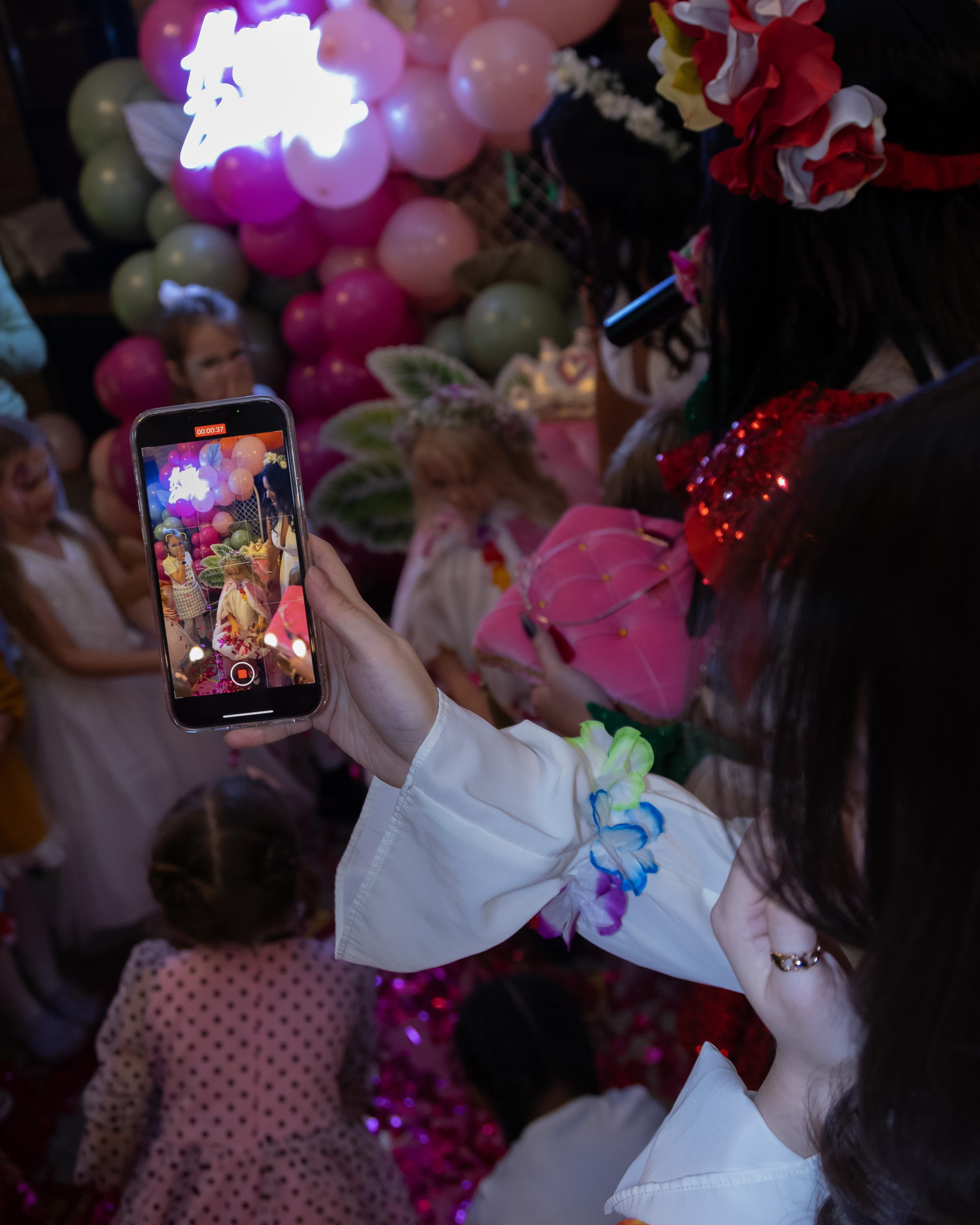 День Рожденья Оливия 7 лет. Портретный Студийный и уличный фотограф Москва. Индивидуальные, Семейные, Беременность, Будуар, Каталог, контент съемки для блога и бизнеса