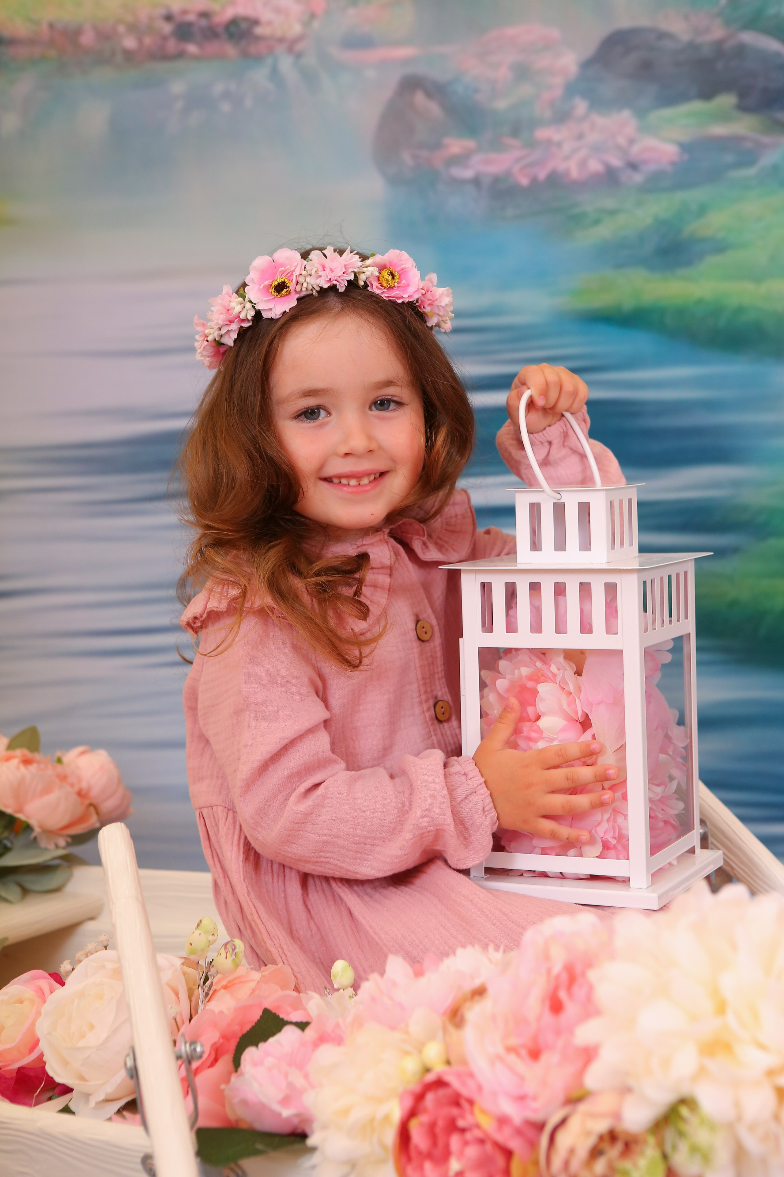 Цветочная лодка. Студия детской и семейной фотографии 12кадров